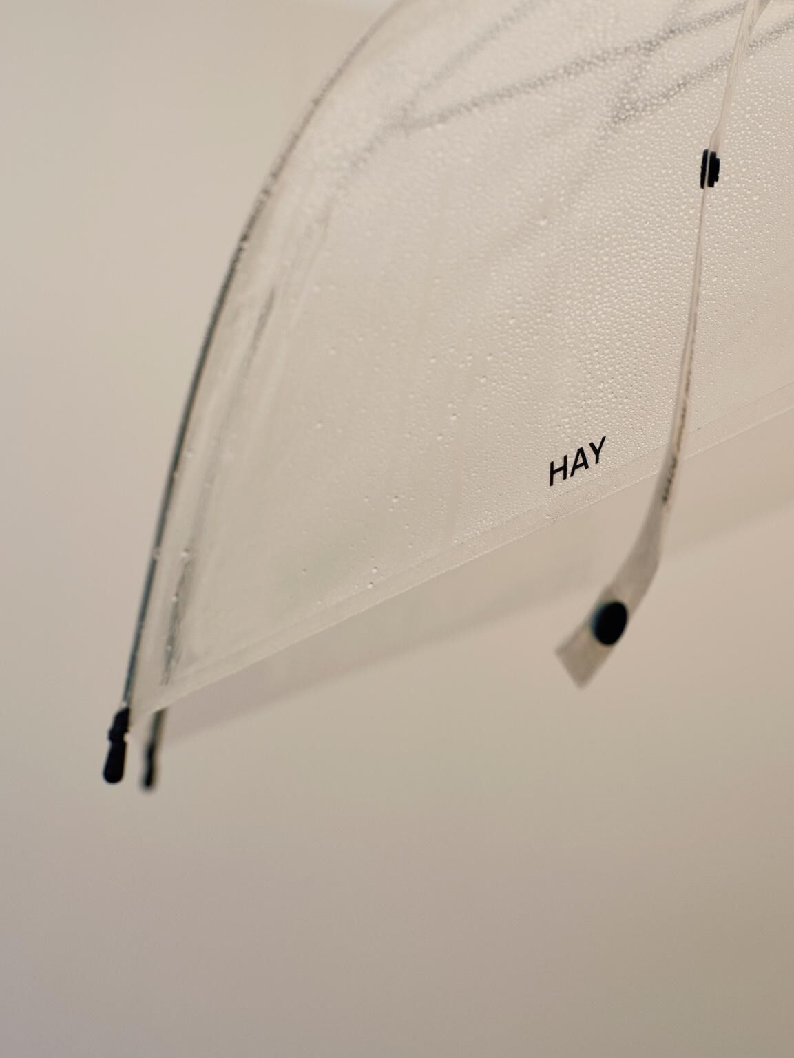 HAY 首次打造雨傘 細節特寫