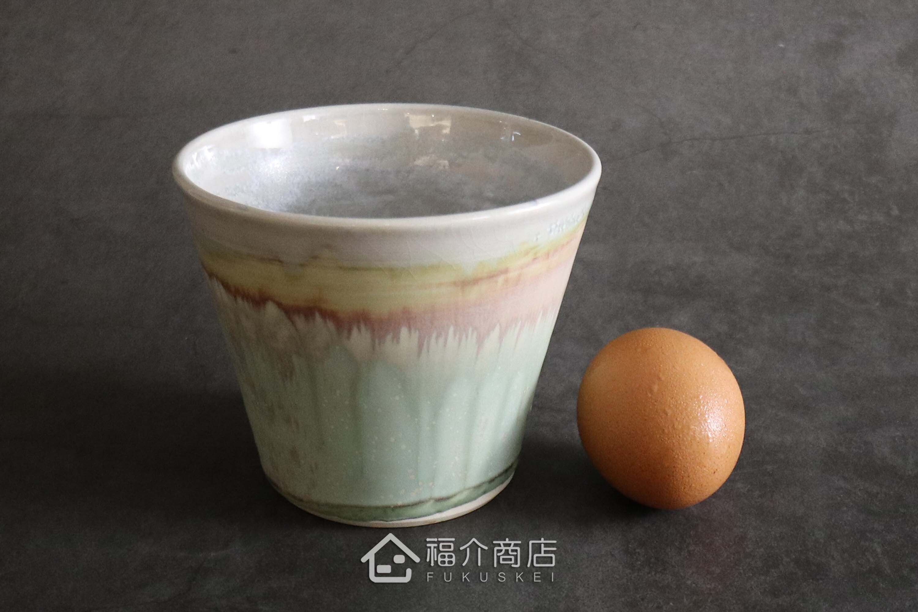 全手工拉胚以兩種釉色交疊的富士山造型的日本陶碗