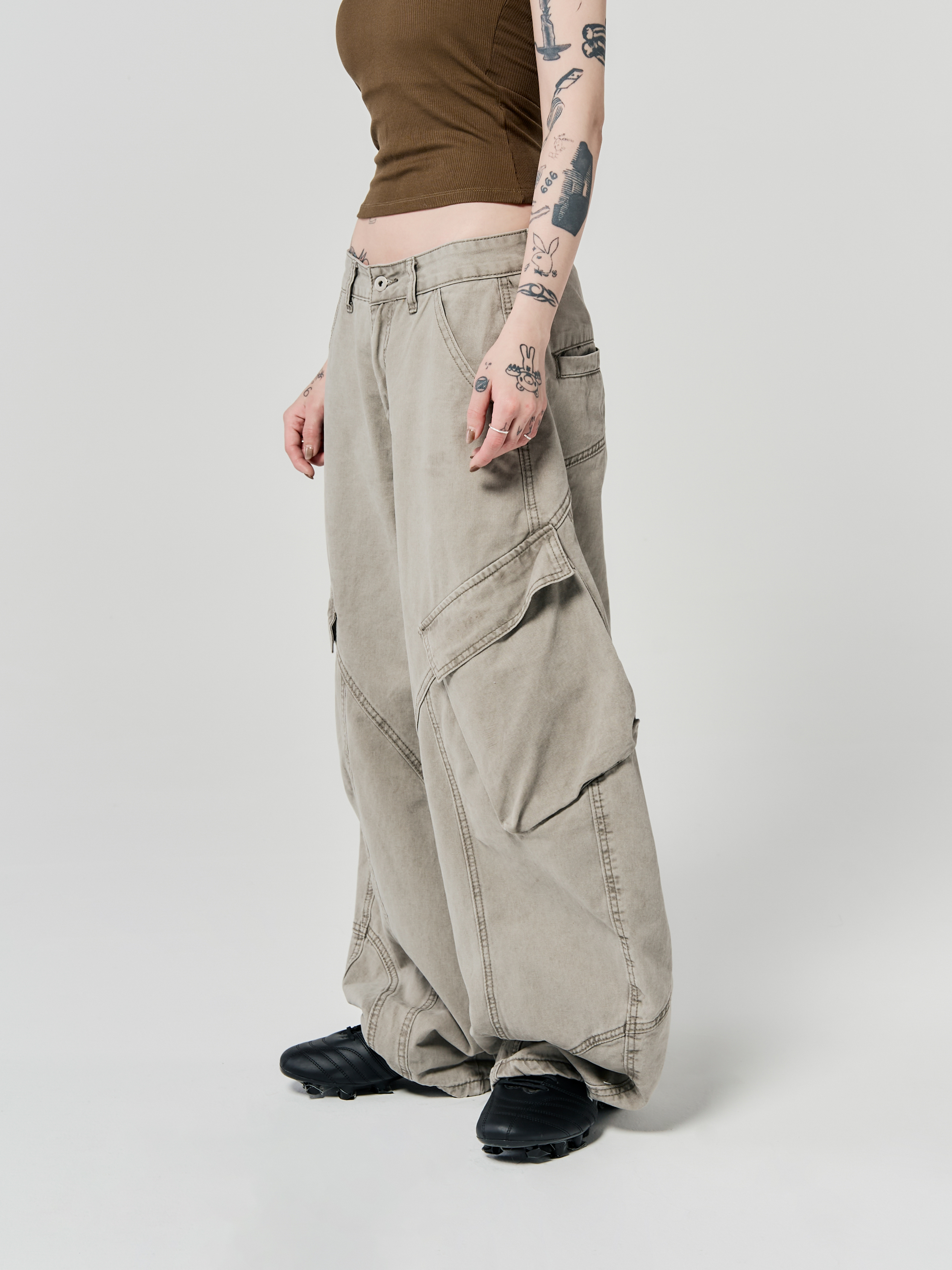 層構口袋灰綠工裝褲