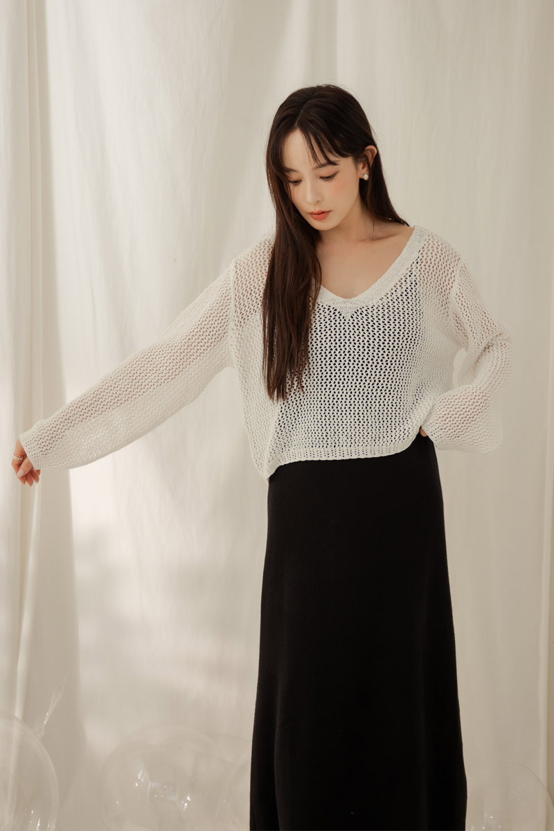 V領鏤空短版針織罩衫