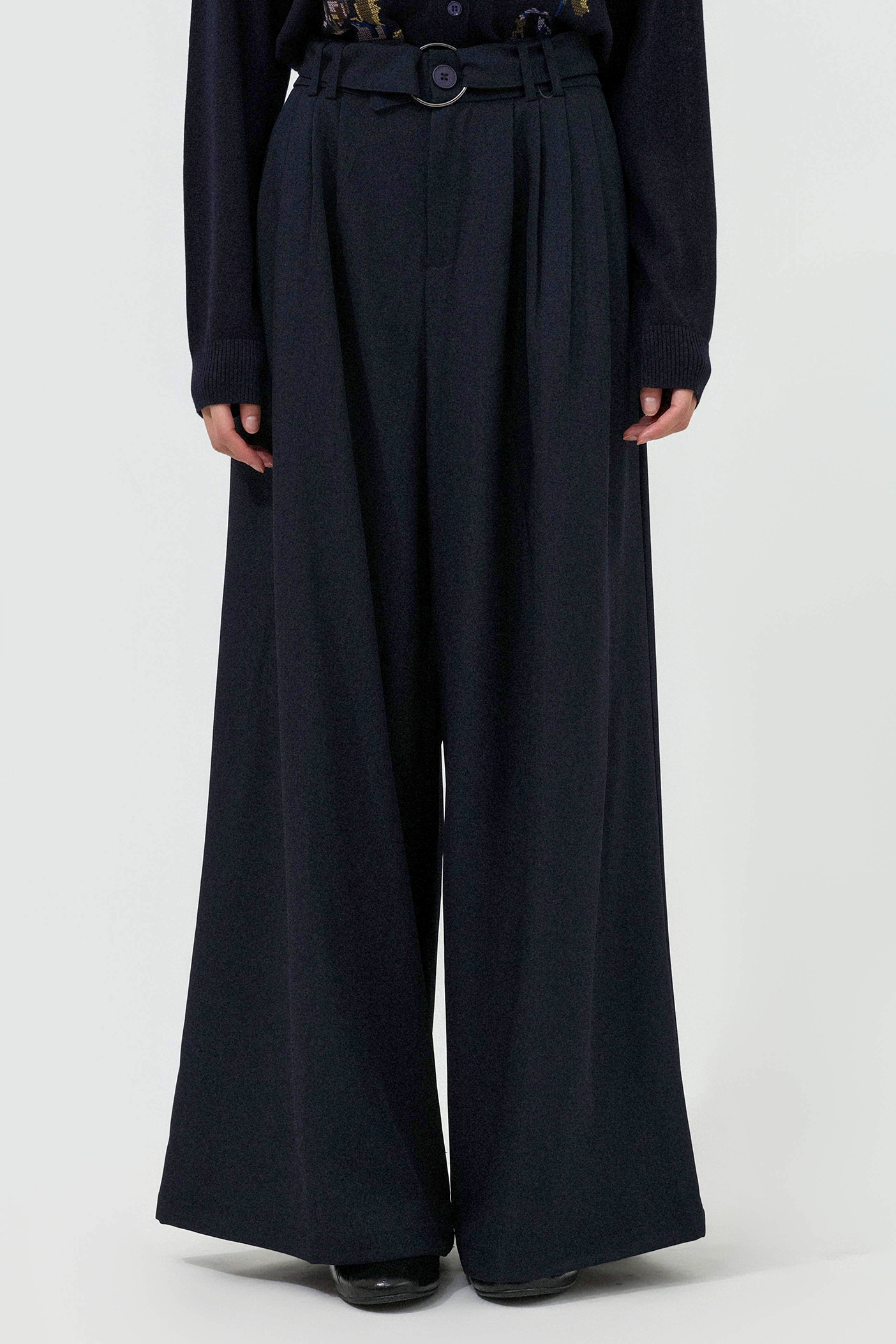 四褶連腰帶闊西褲  (預購產品）