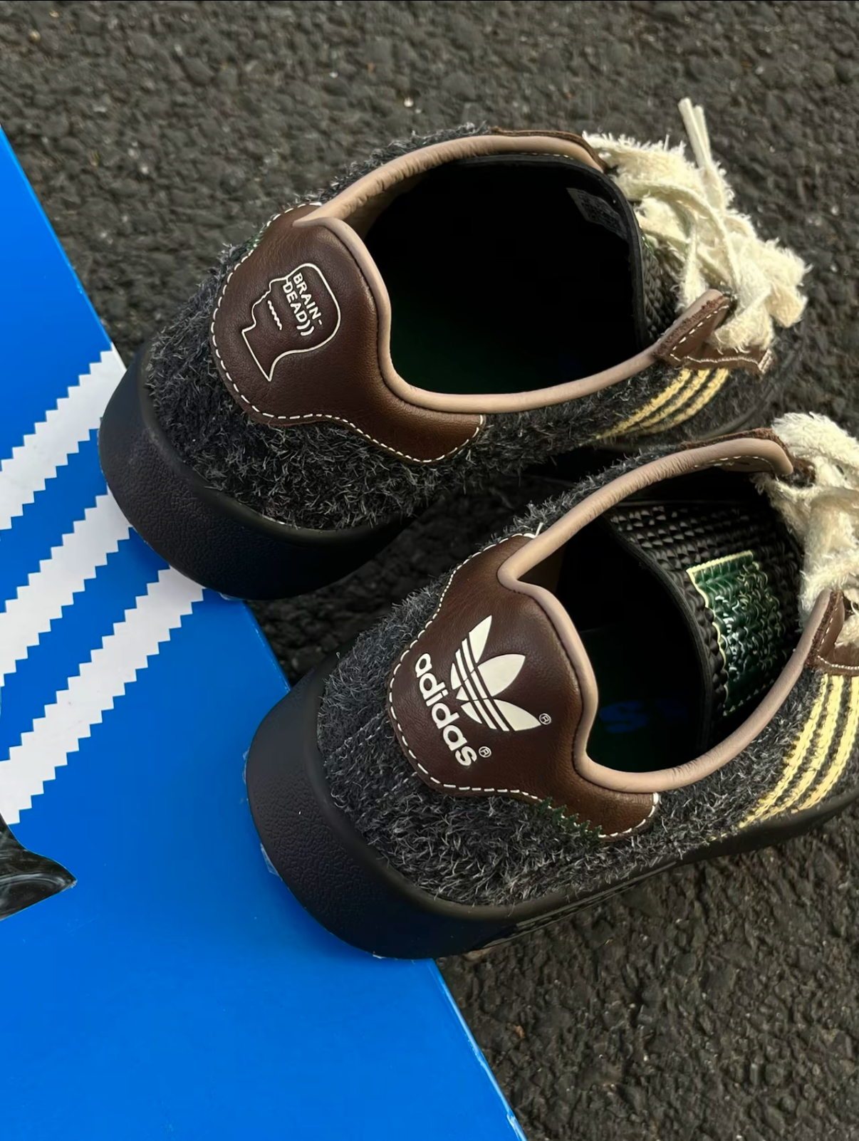 Brain Dead x Adidas Originals Forest Hills Core 黑色 奶油白 長毛絨 復古 德訓鞋 JR7942/預購