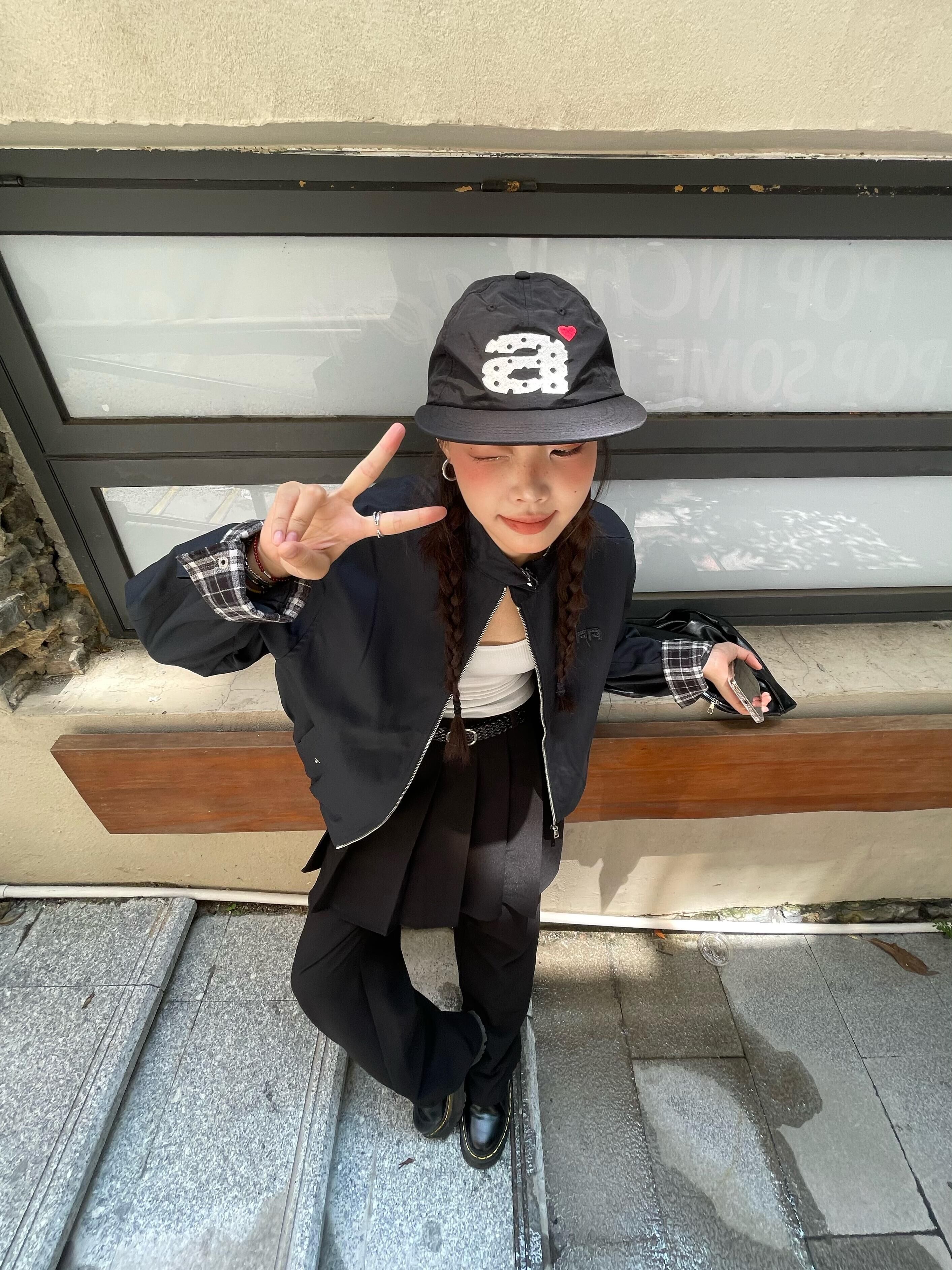 韓國🇰🇷連線 aeae Dot Small Letter Nylon Cap 斑點字母鴨舌帽 愛心 棒球帽 尼龍 刺繡 2色(任買兩件711免運)/預購