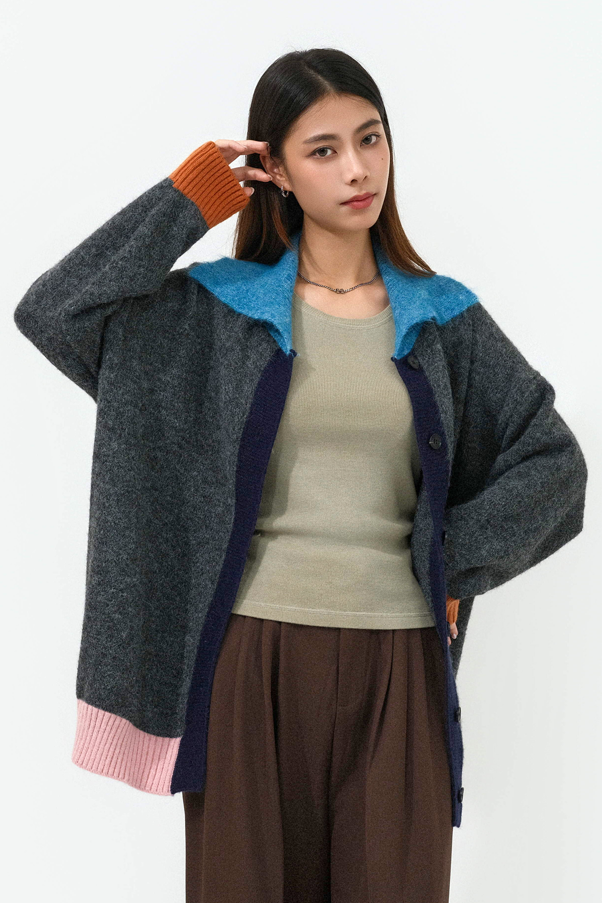 撞色邊反領morhair外套 (預購產品）