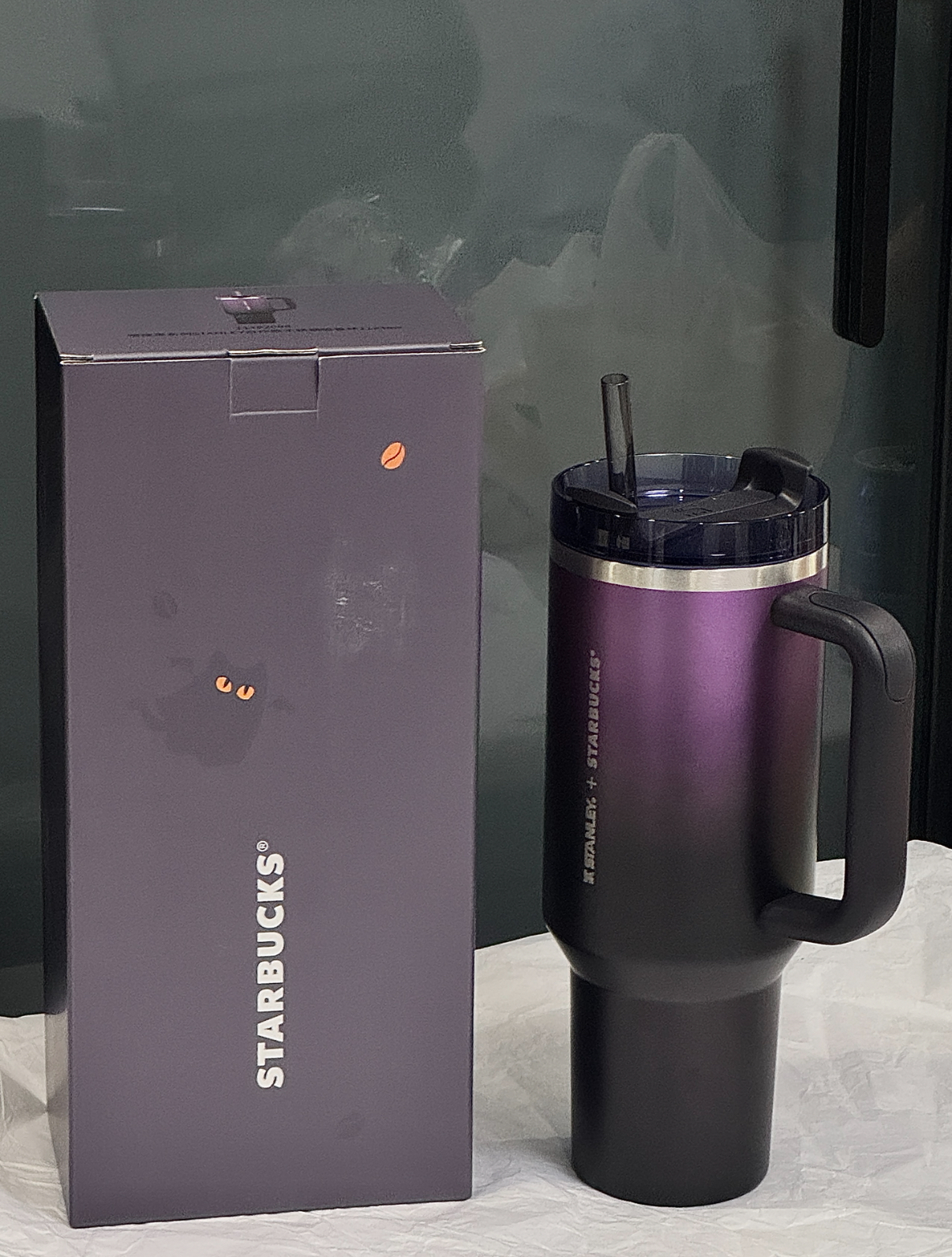 Stanley x Starbucks 星巴克 萬聖節限定 暗夜紫黑 大容量吸管杯 珠光粉 粉白 漸變 炫彩 不銹鋼杯 1183ml/預購