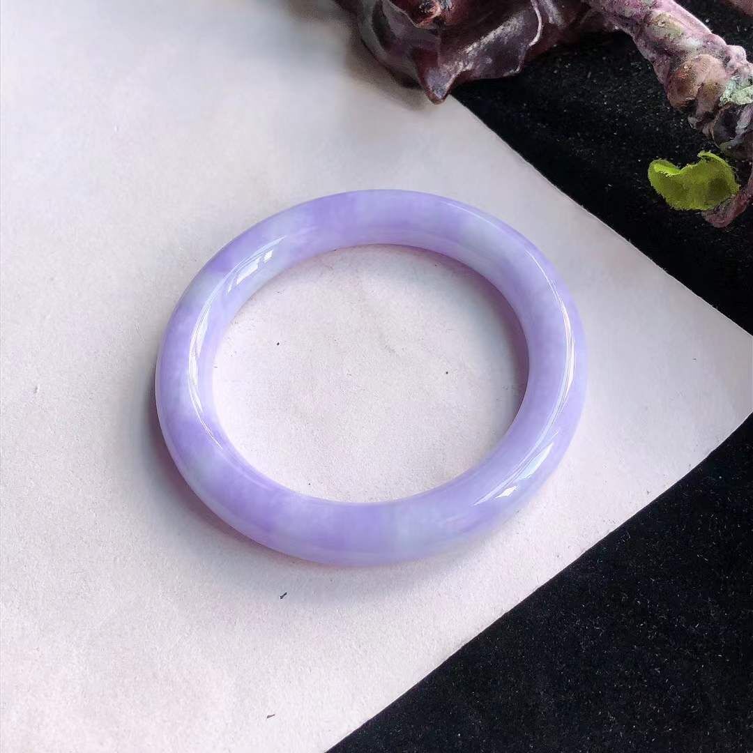 10132634 57.8mm冰糯紫羅蘭翡翠圓條手鐲(56-58)