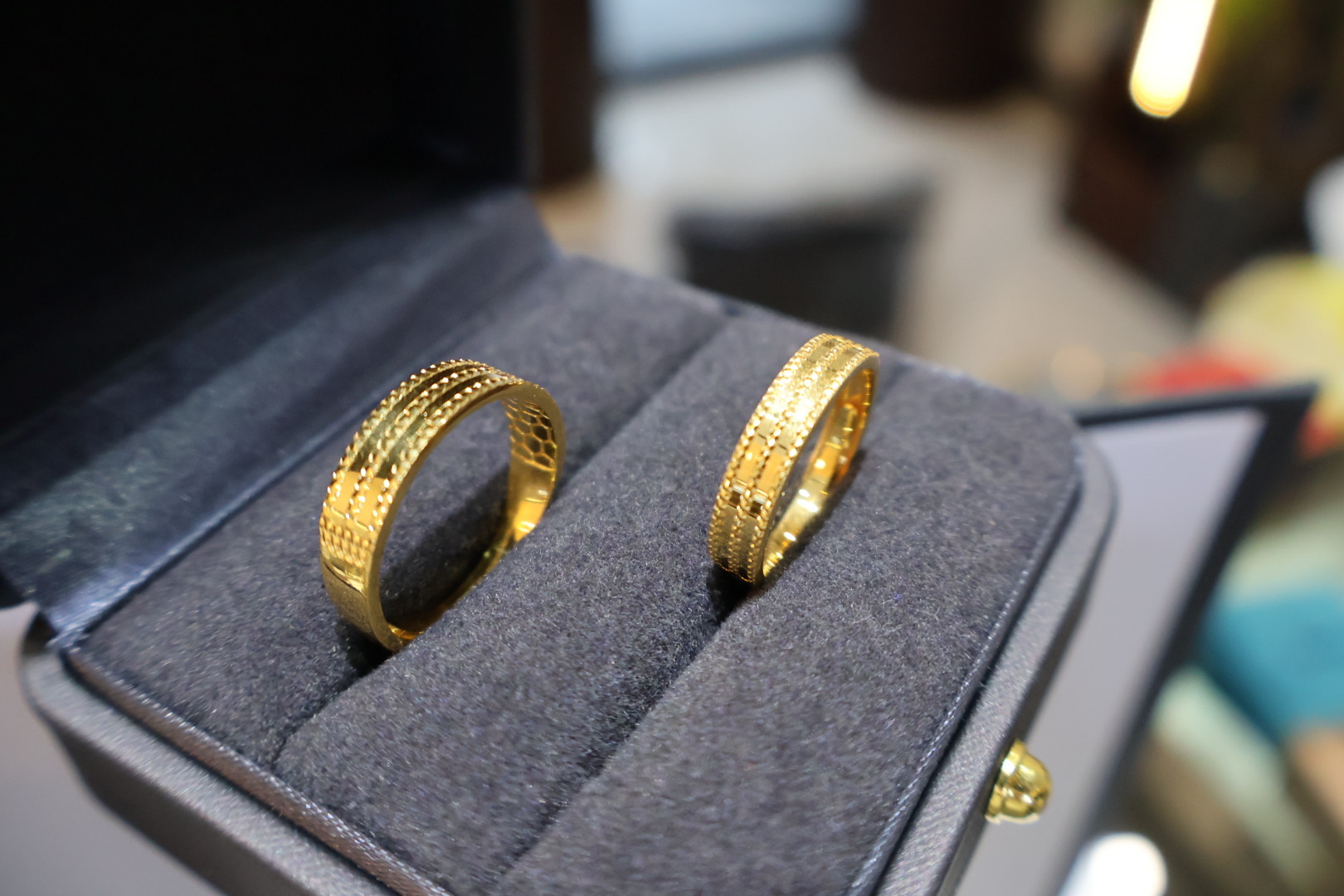 三線格紋金對戒