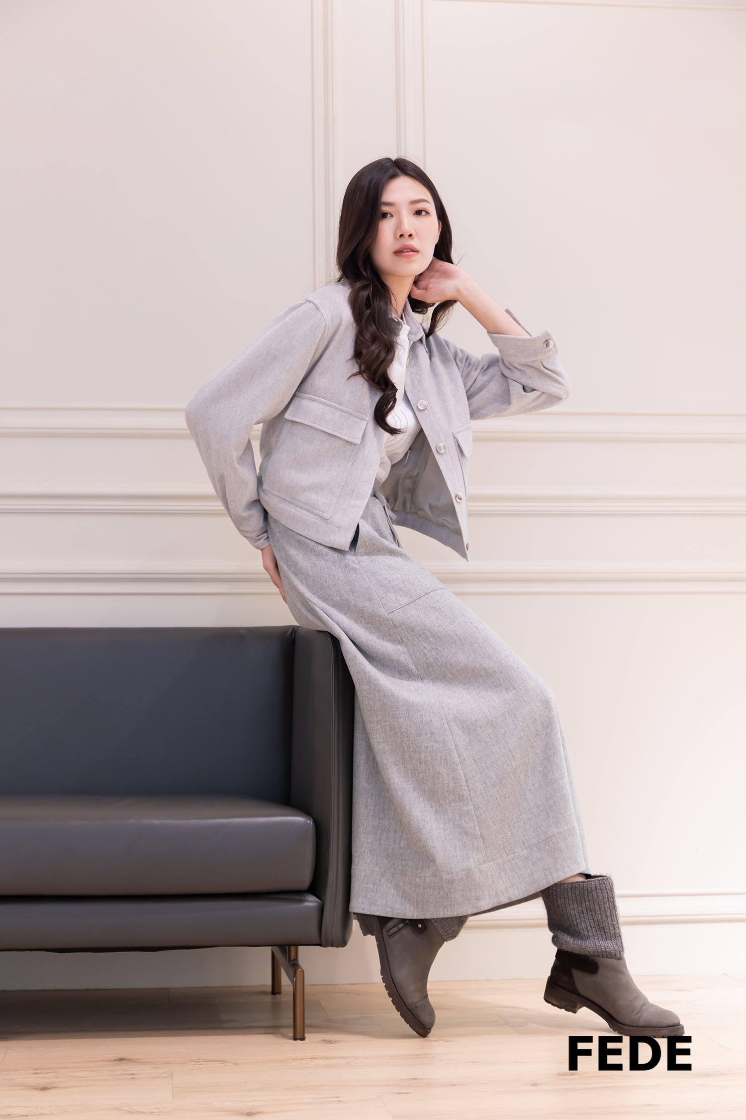 LORENA 羅紋抽繩A字裙(淺灰)