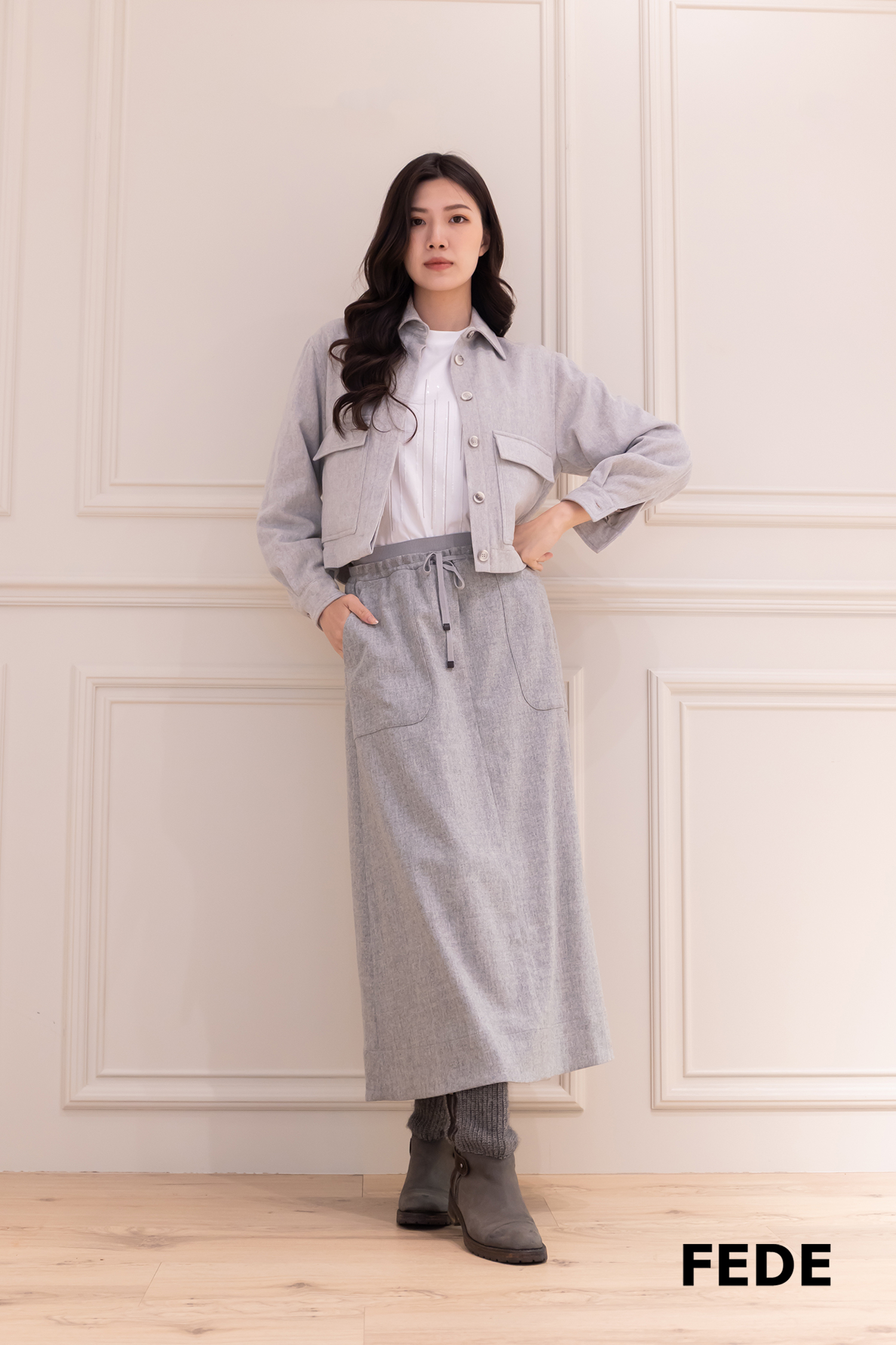 LORENA 羅紋抽繩A字裙(淺灰)