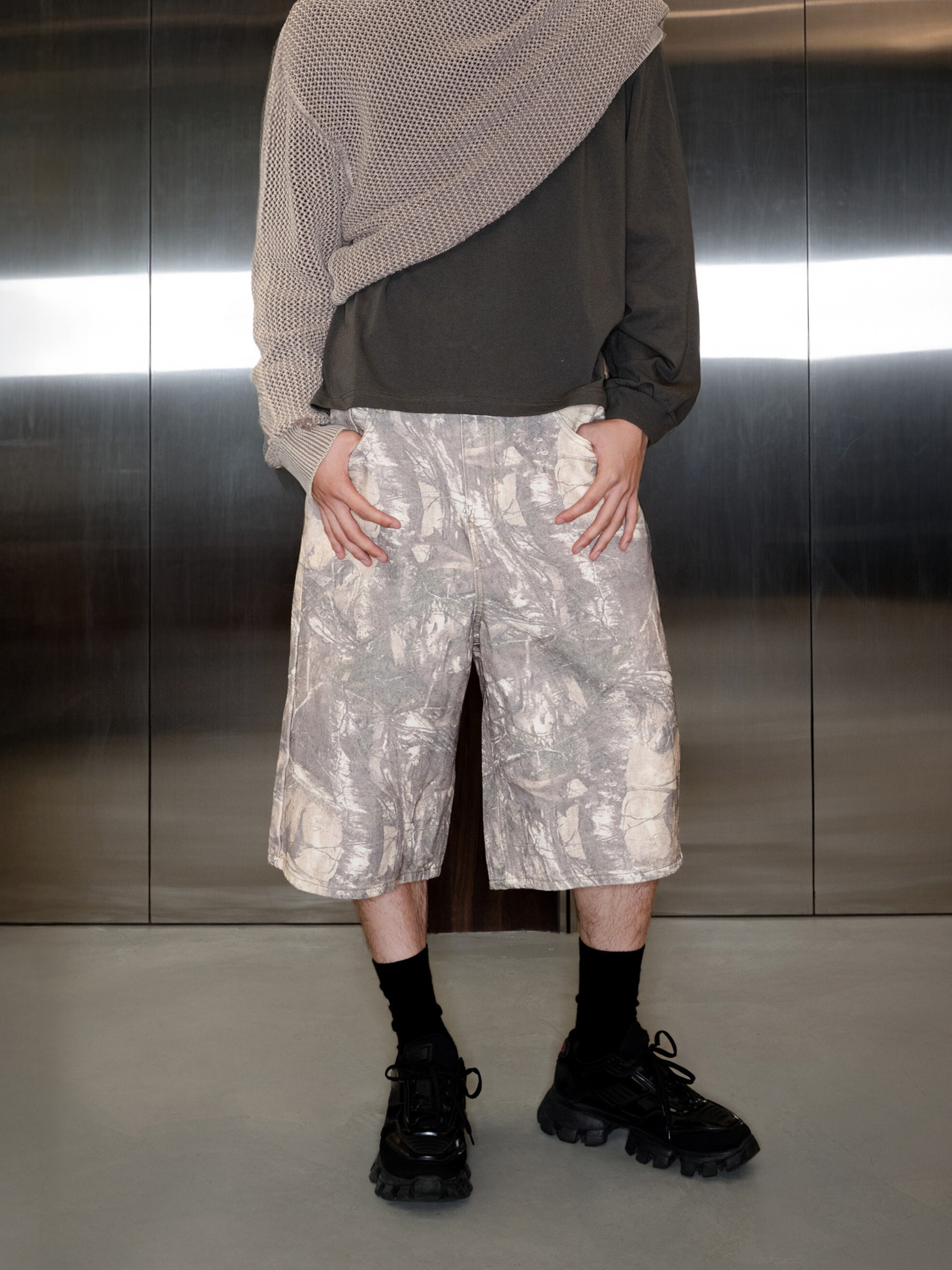 SIMON MADE BS-2516 落葉偽裝 枯樹 迷彩 七分 短褲