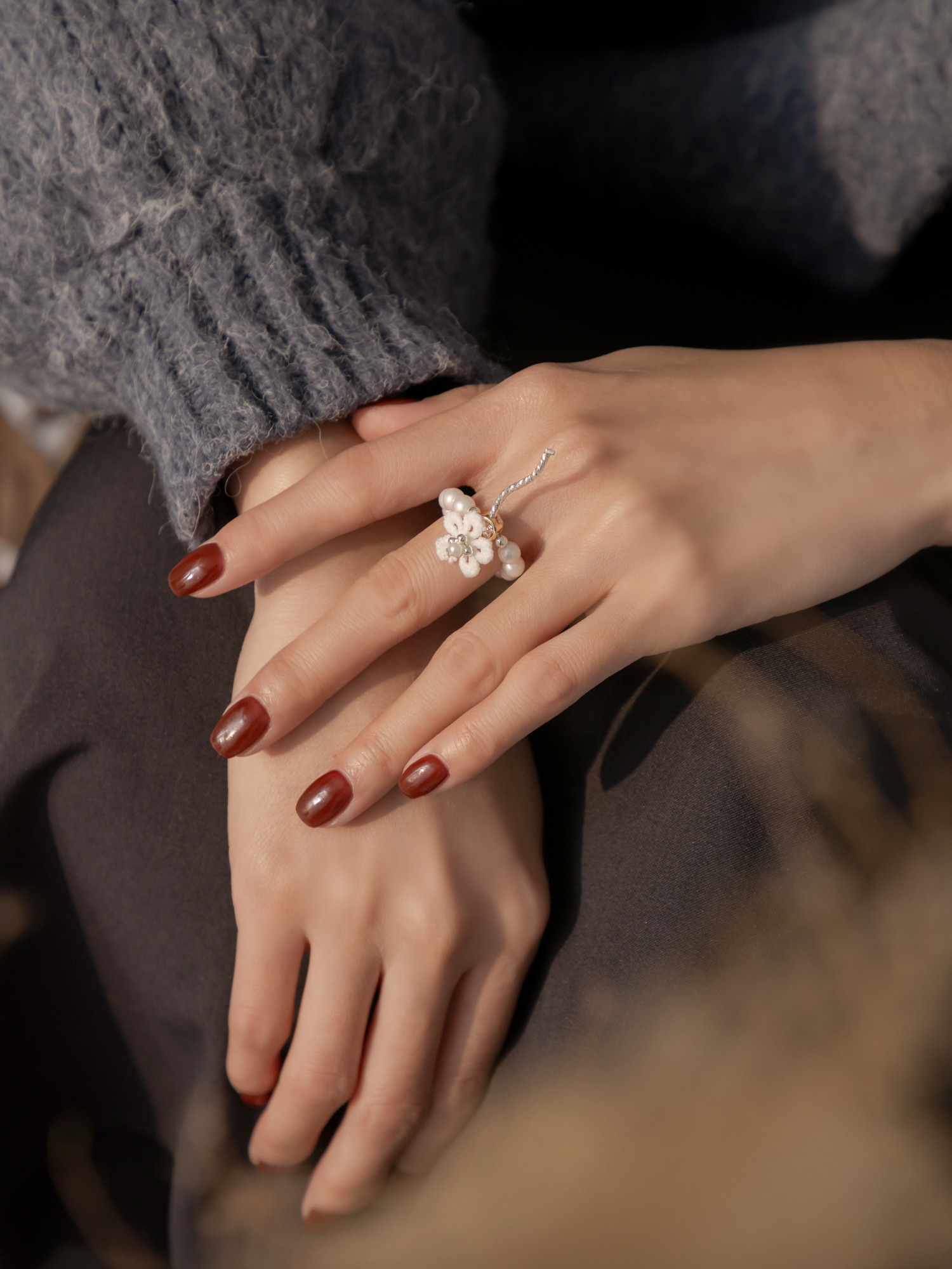 海邊有座圖書館。MUCHAT手作珍珠蕾絲花戒指