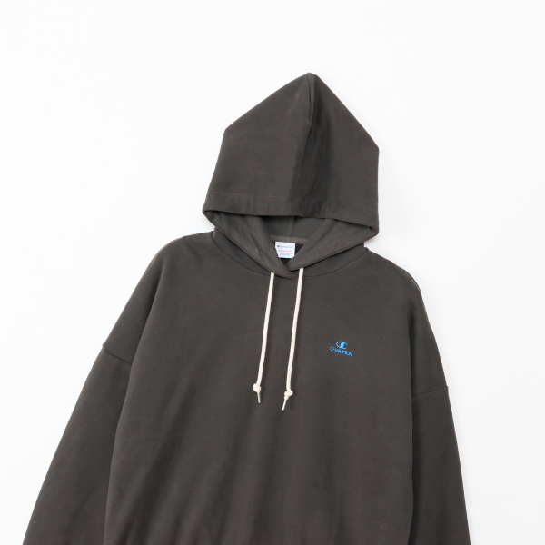 女款-CASUAL 寬版刺繡連帽衛衣-黑色（CW-C104-055）