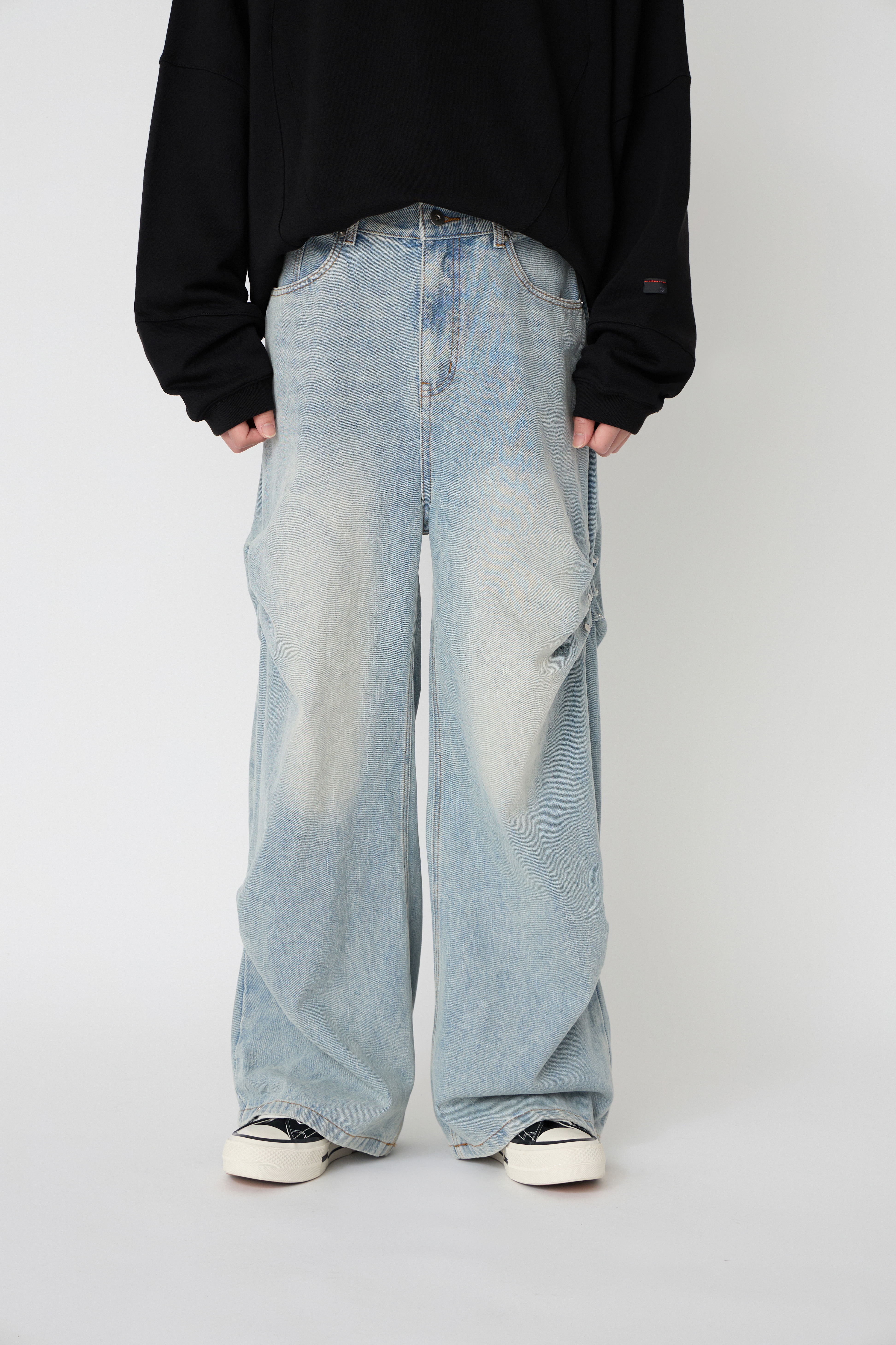 NOIR 釘釦褶型皺褶褲