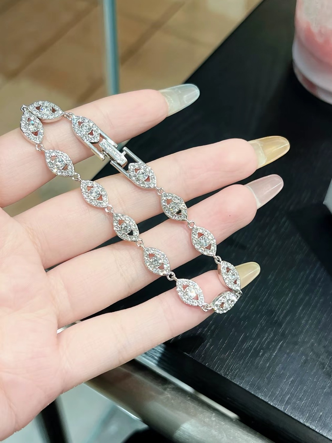 GIVENCHY 紀梵希 鑲嵌 鑽石 圓水晶 手鍊