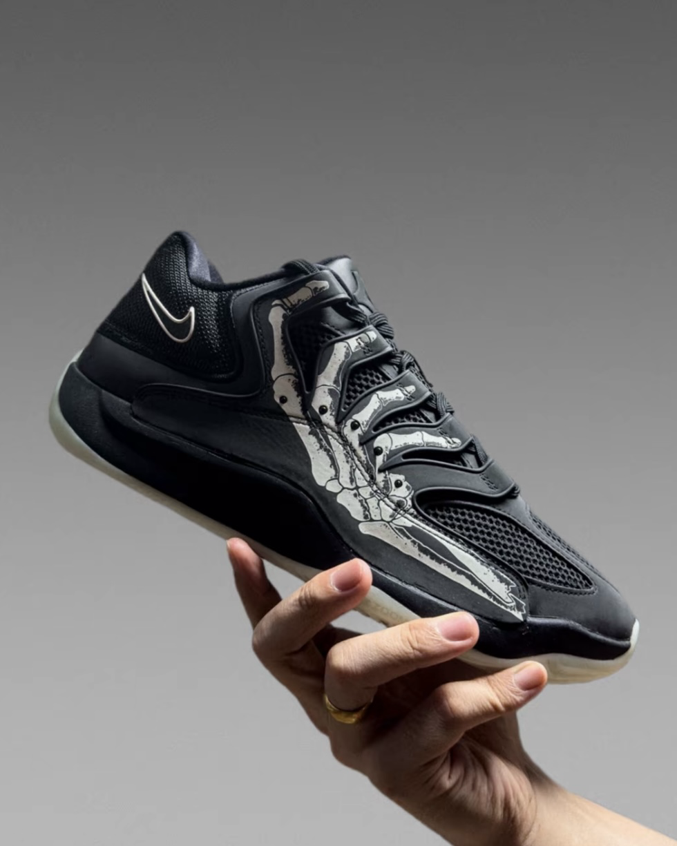 Nike KD 18 SE EP "Slim Reaper" 黑白 萬聖節限定 骷髏手 夜光 實戰籃球鞋