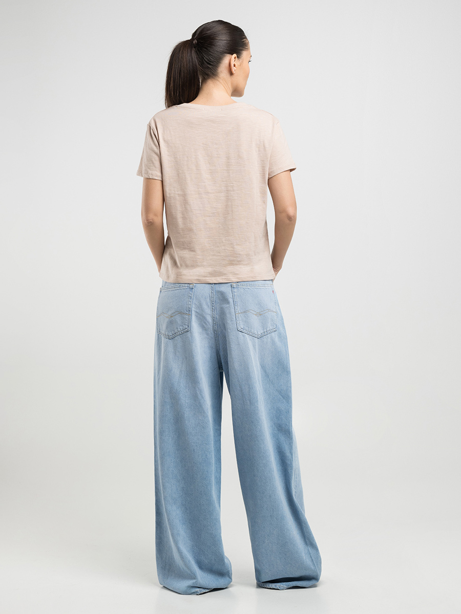 淡粉色微光澤感T-shirt