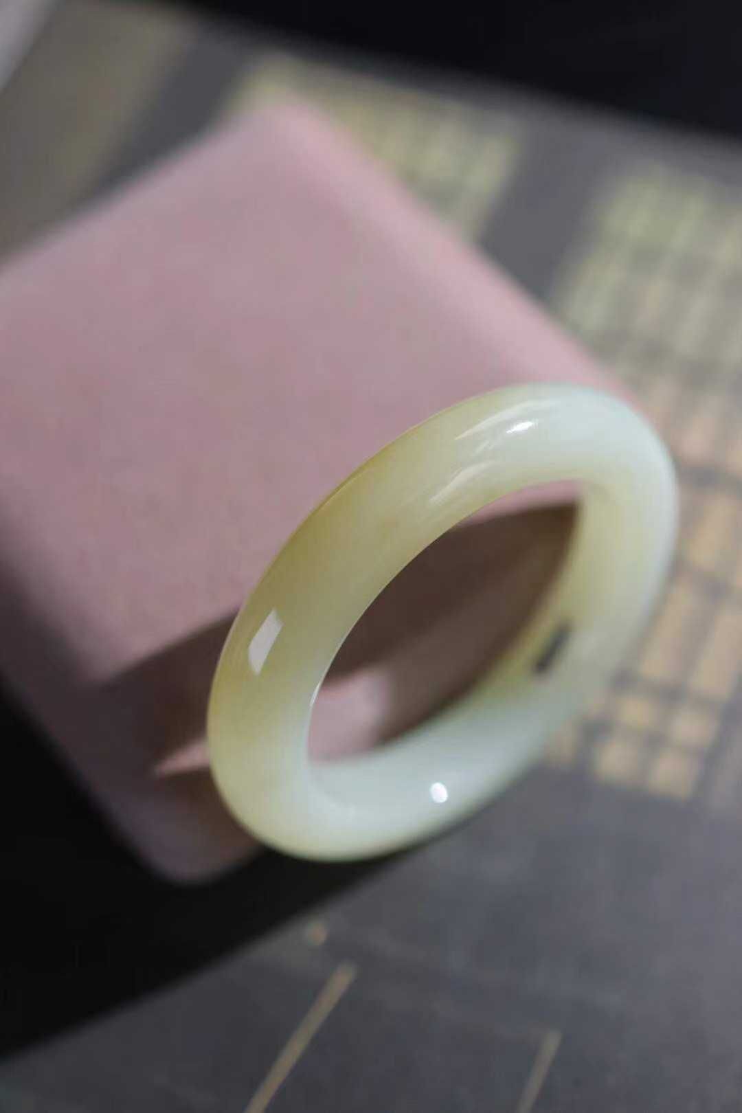 1013726 53mm和田玉糖白手鐲 (52-54)