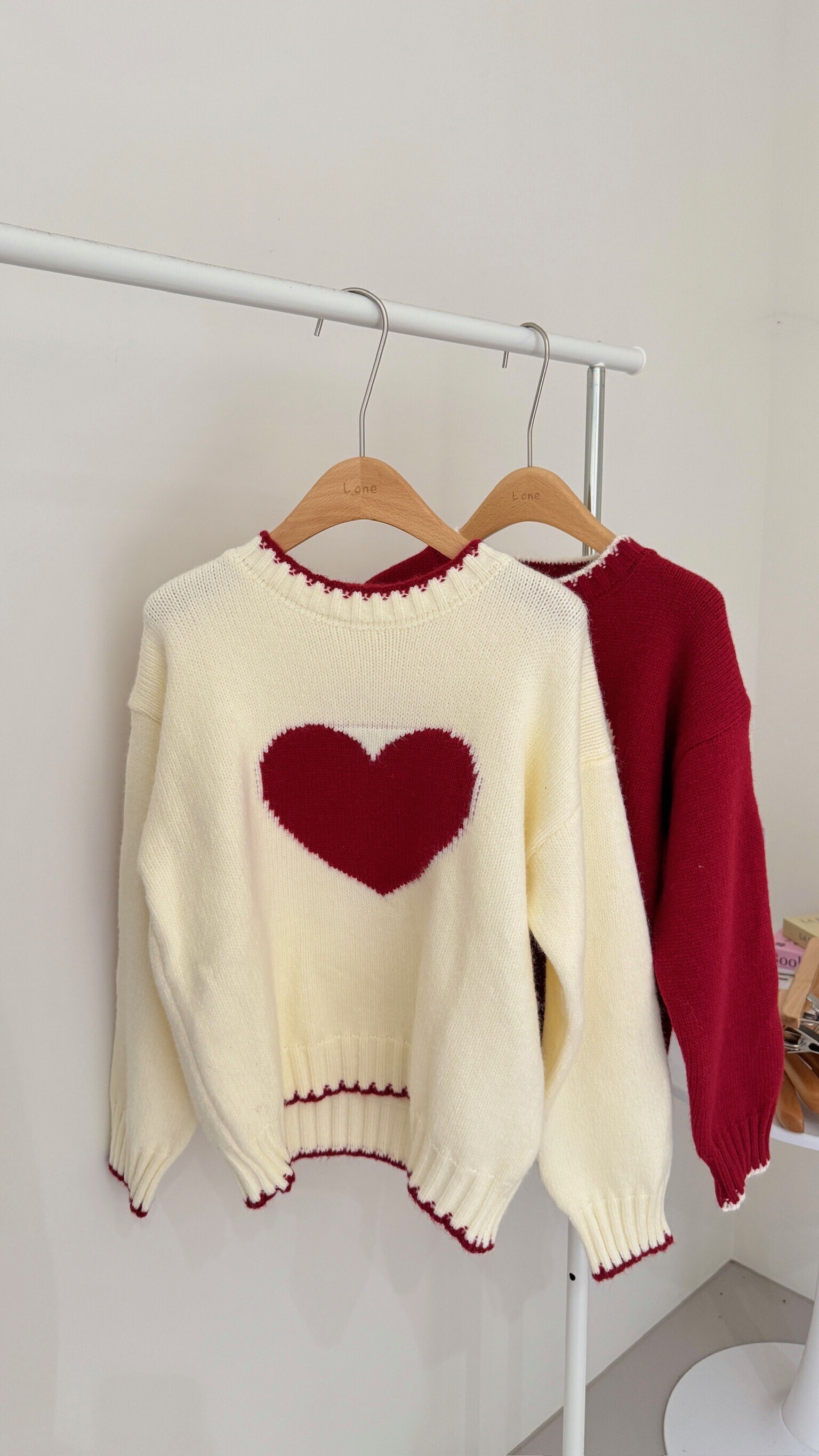 愛心撞色針織上衣