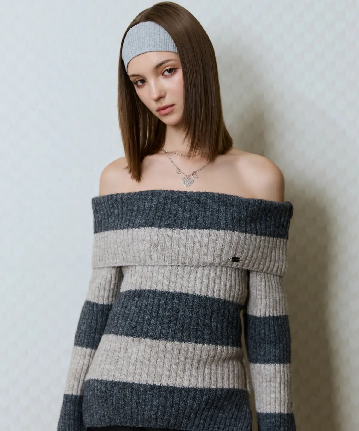LUVISTRUE GT OFFSHOULDER KNIT