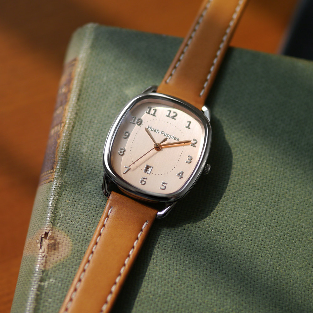 Signature 簡約氣質酒桶女錶