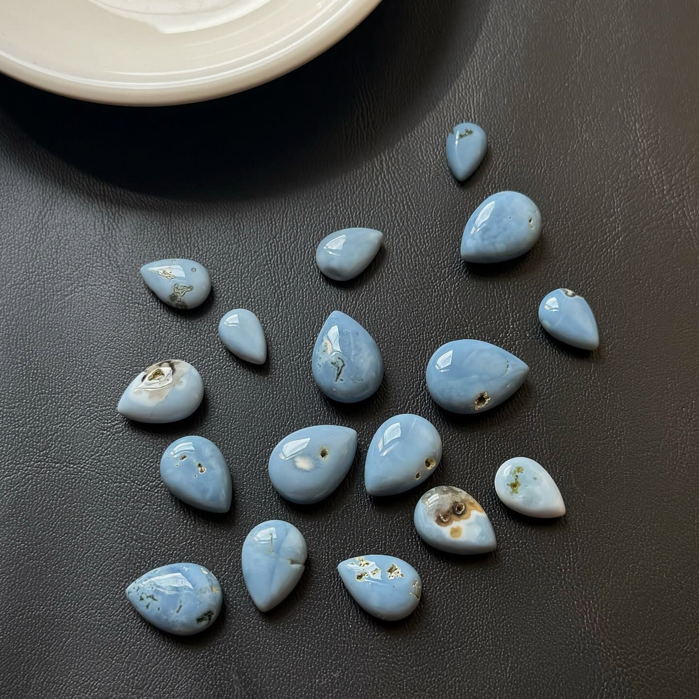 [原石] 非洲藍澳寶 小水滴