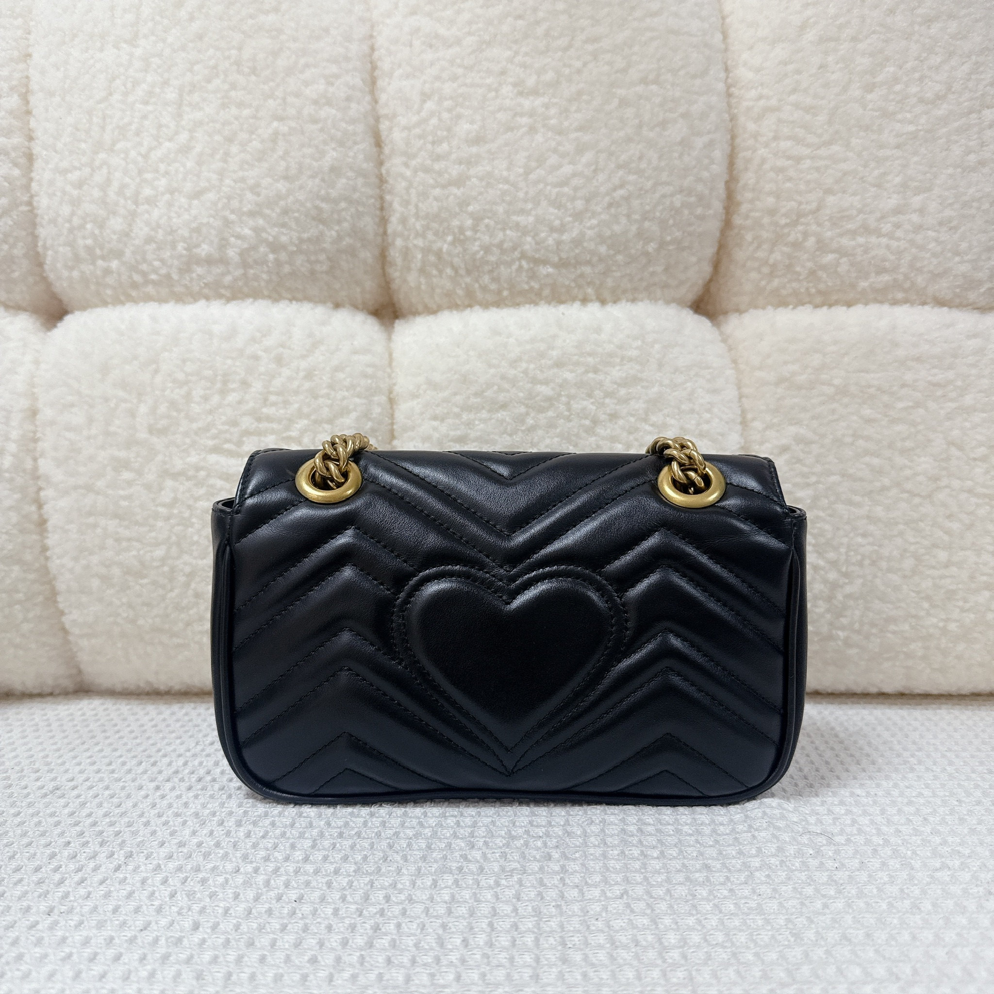 Gucci GG Marmont Flap Bag - Black / Ghw