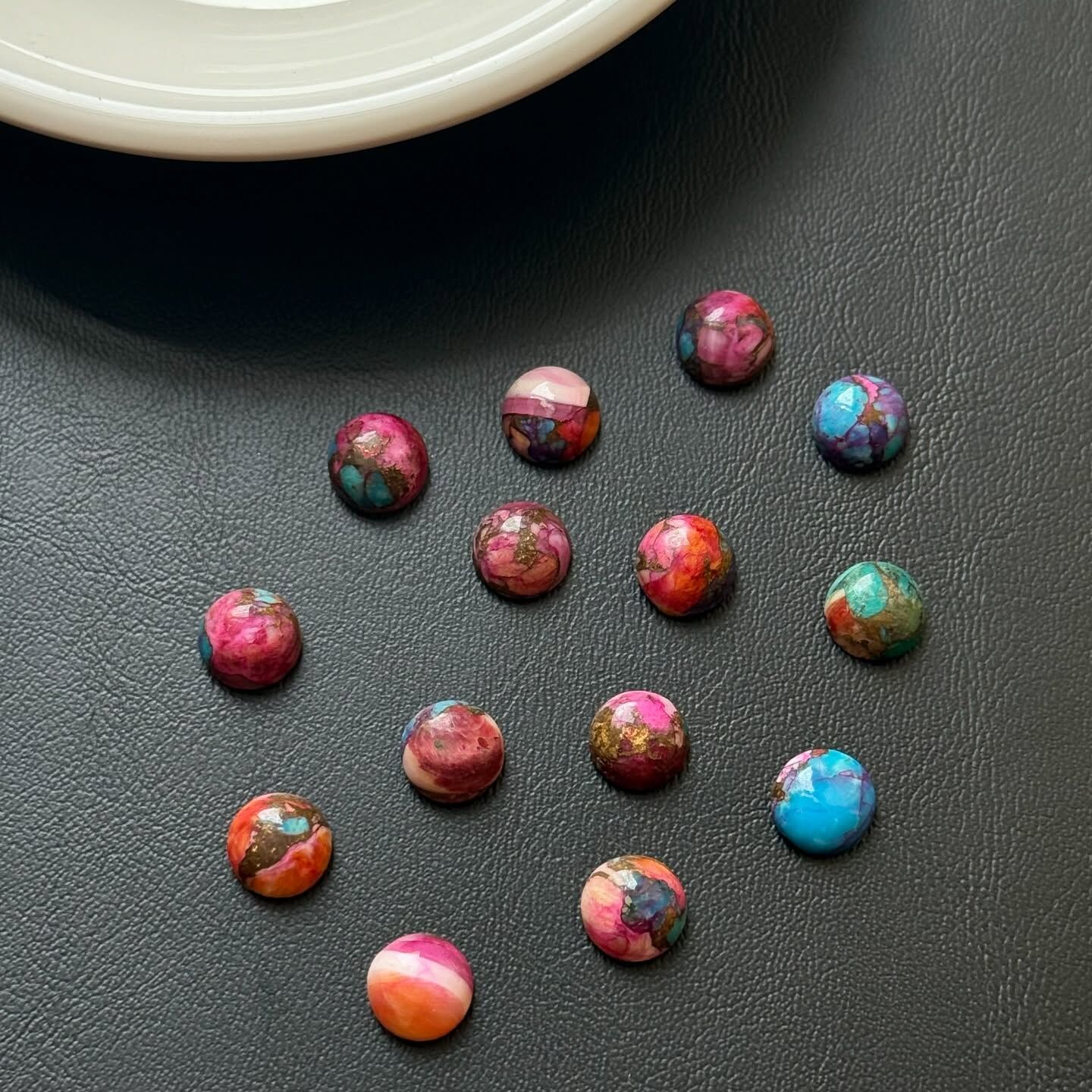 [原石] 牡蠣銅綠松石 水晶裸石蛋面