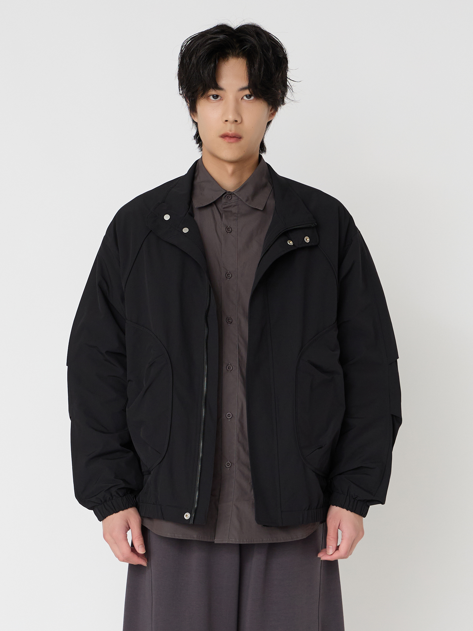 NOIR 芽邊立領口袋外套