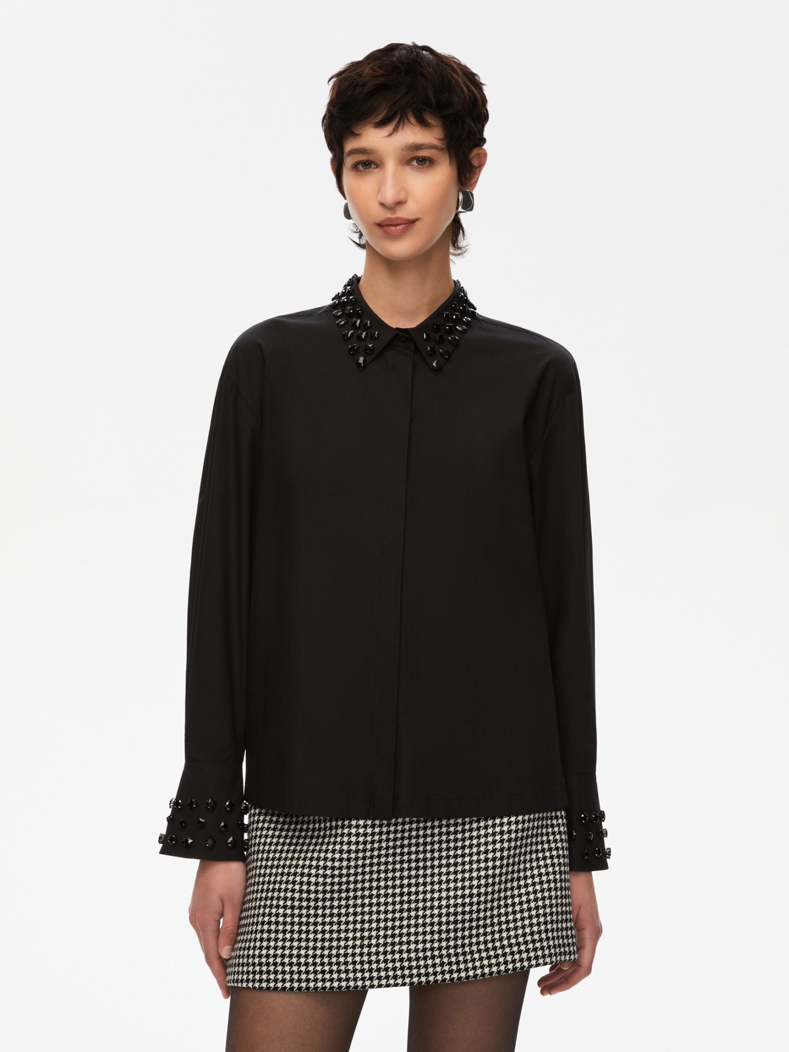 iBlues璀璨黑鑽A字袖襯衫