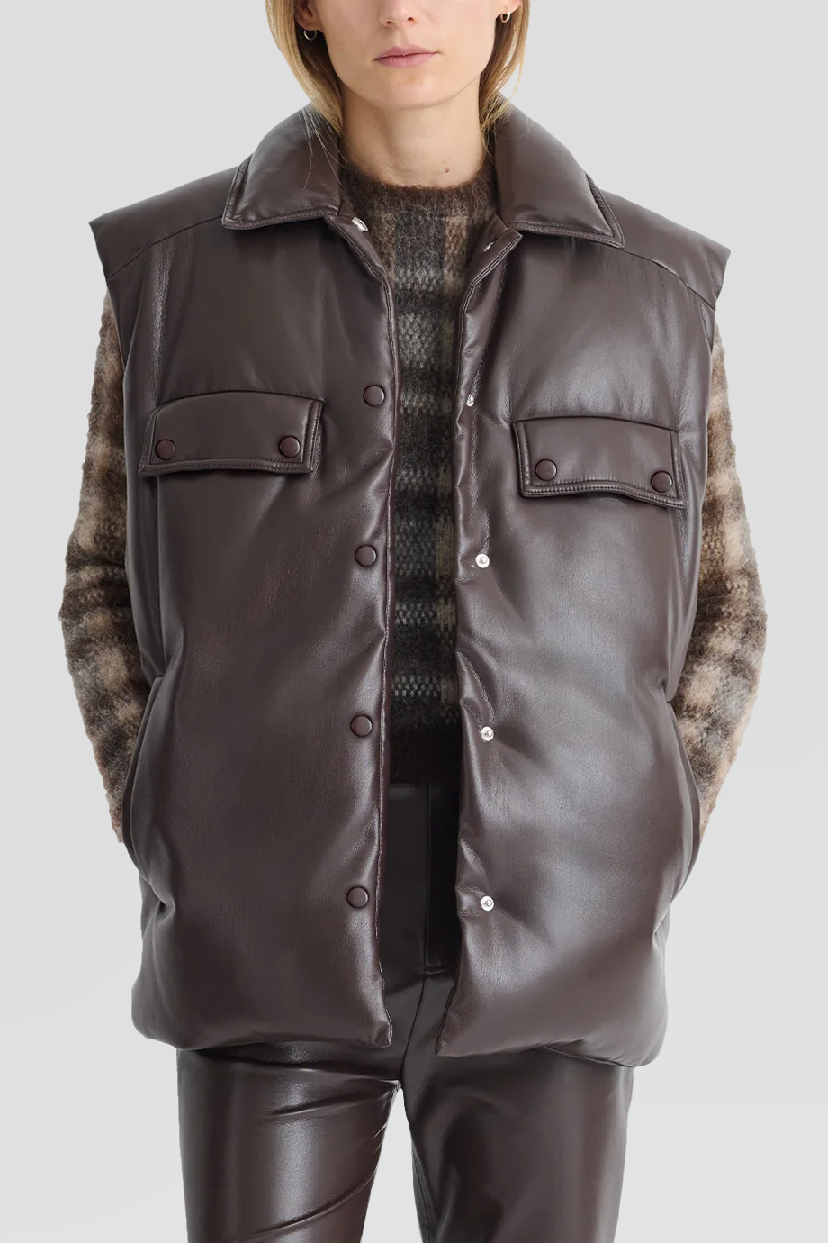 Nanushka｜KARLENE 素皮革襯墊背心外套