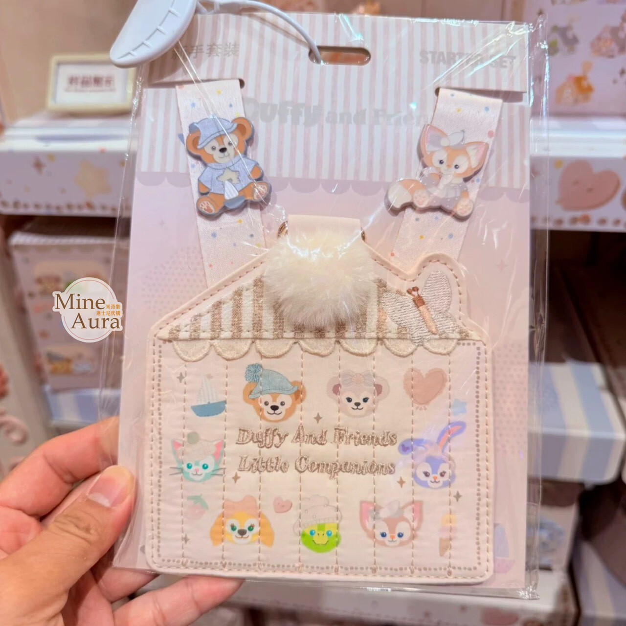 達菲 Duffy 與好友們 小小伙伴系列 達菲 Duffy 雪莉玫 ShellieMay 新手徽章套組 拉鍊票卡夾 掛繩 -上海迪士尼樂園