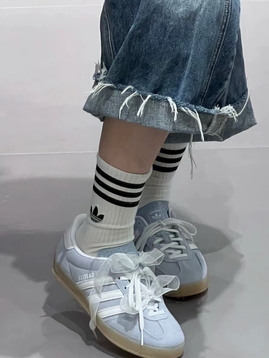 iSNEAKERS｜Adidas Originals Gazelle Indoor "Blue White" 寶寶藍 JQ7009