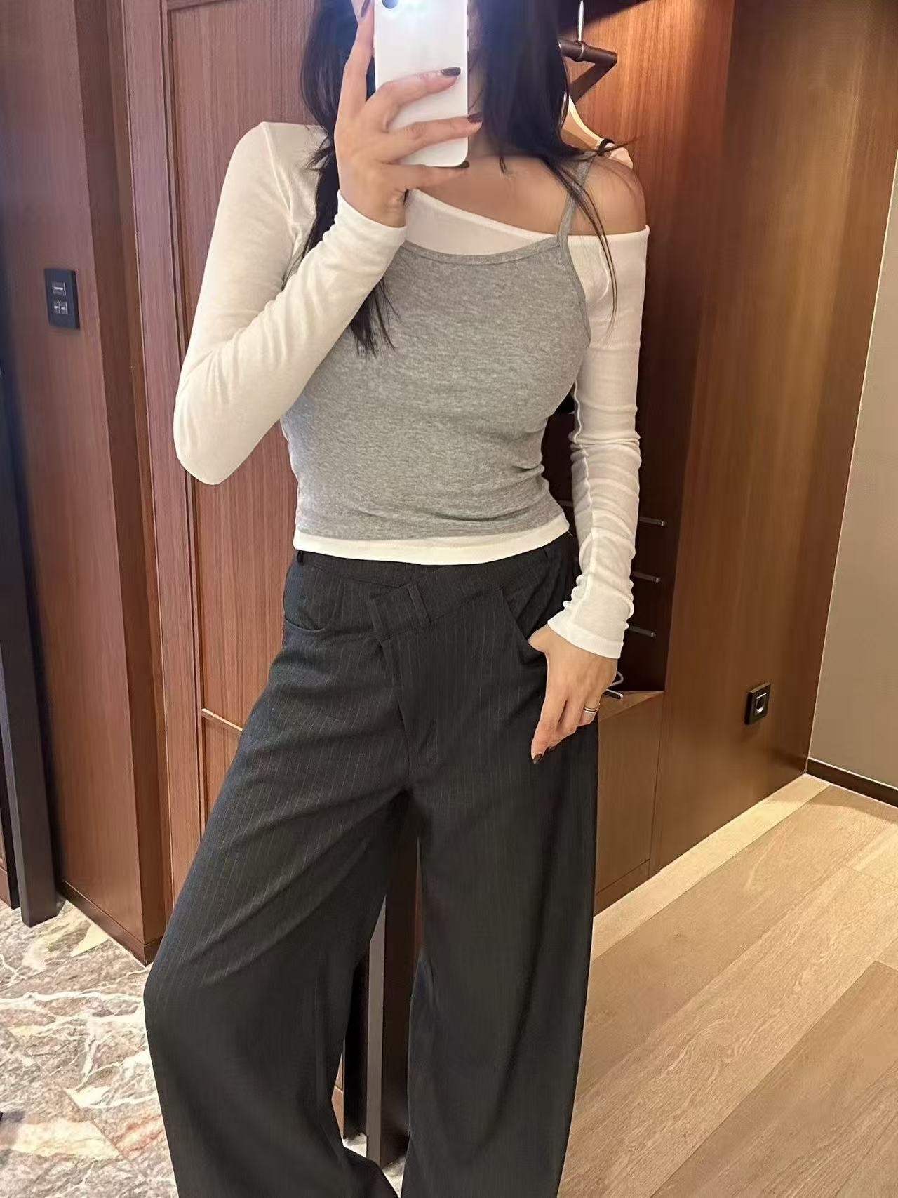 042 正韓假兩件撞色背心長袖上衣