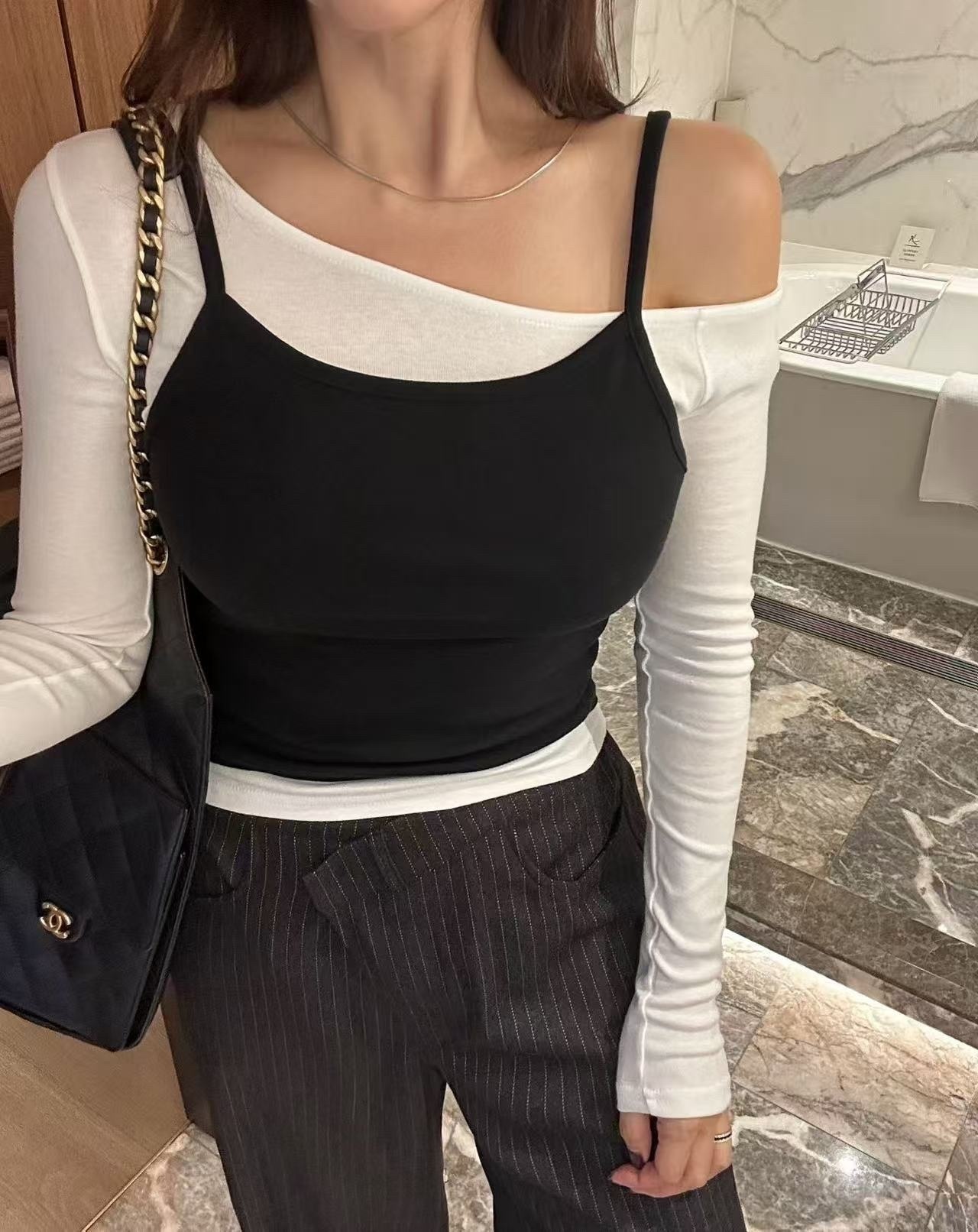 042 正韓假兩件撞色背心長袖上衣