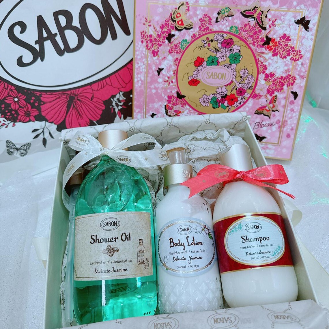 SABON 嬌貴茉莉身體禮盒套裝 (不包郵,盒面隨機)