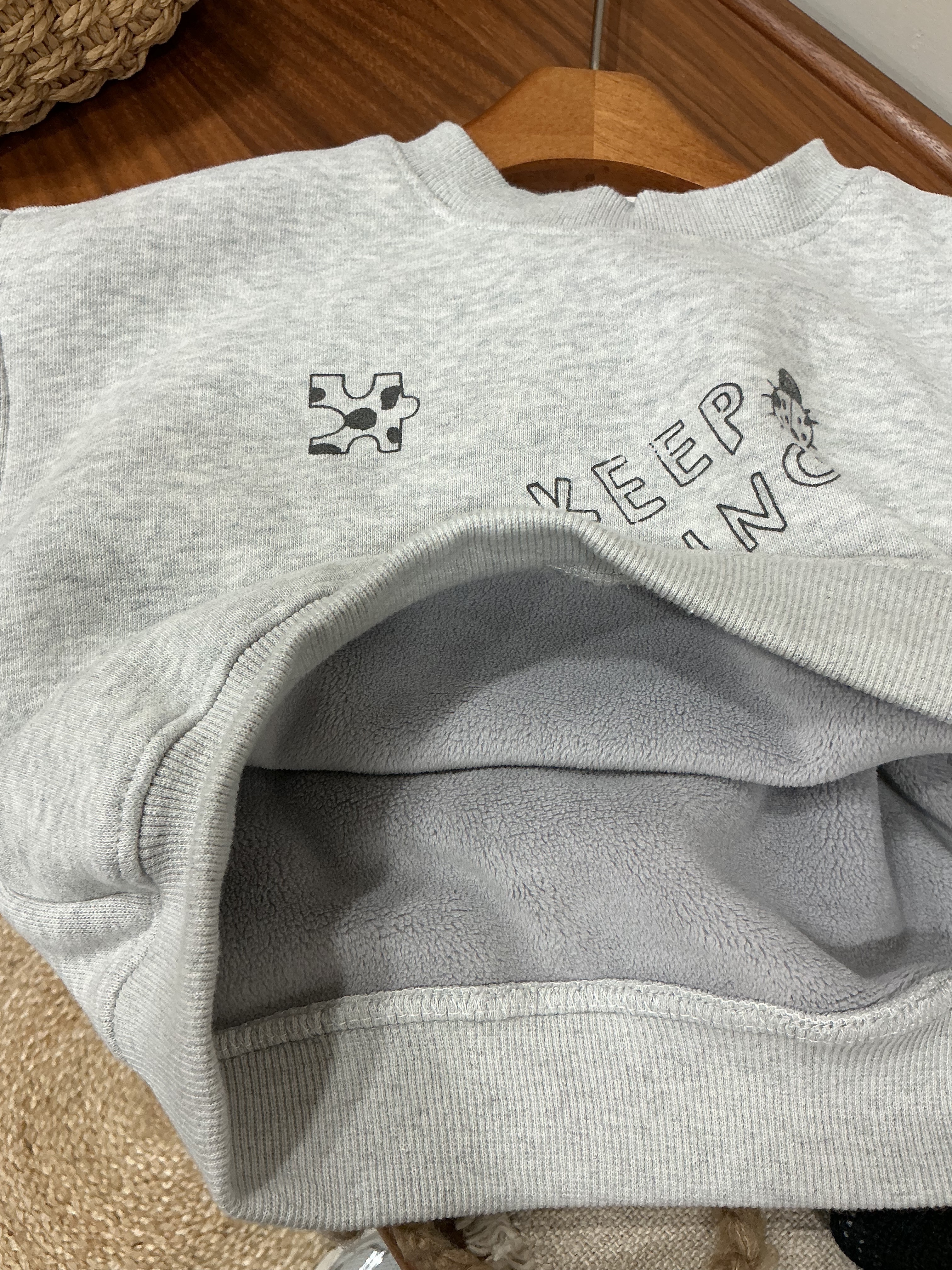 A03194短絨童趣插圖大學T