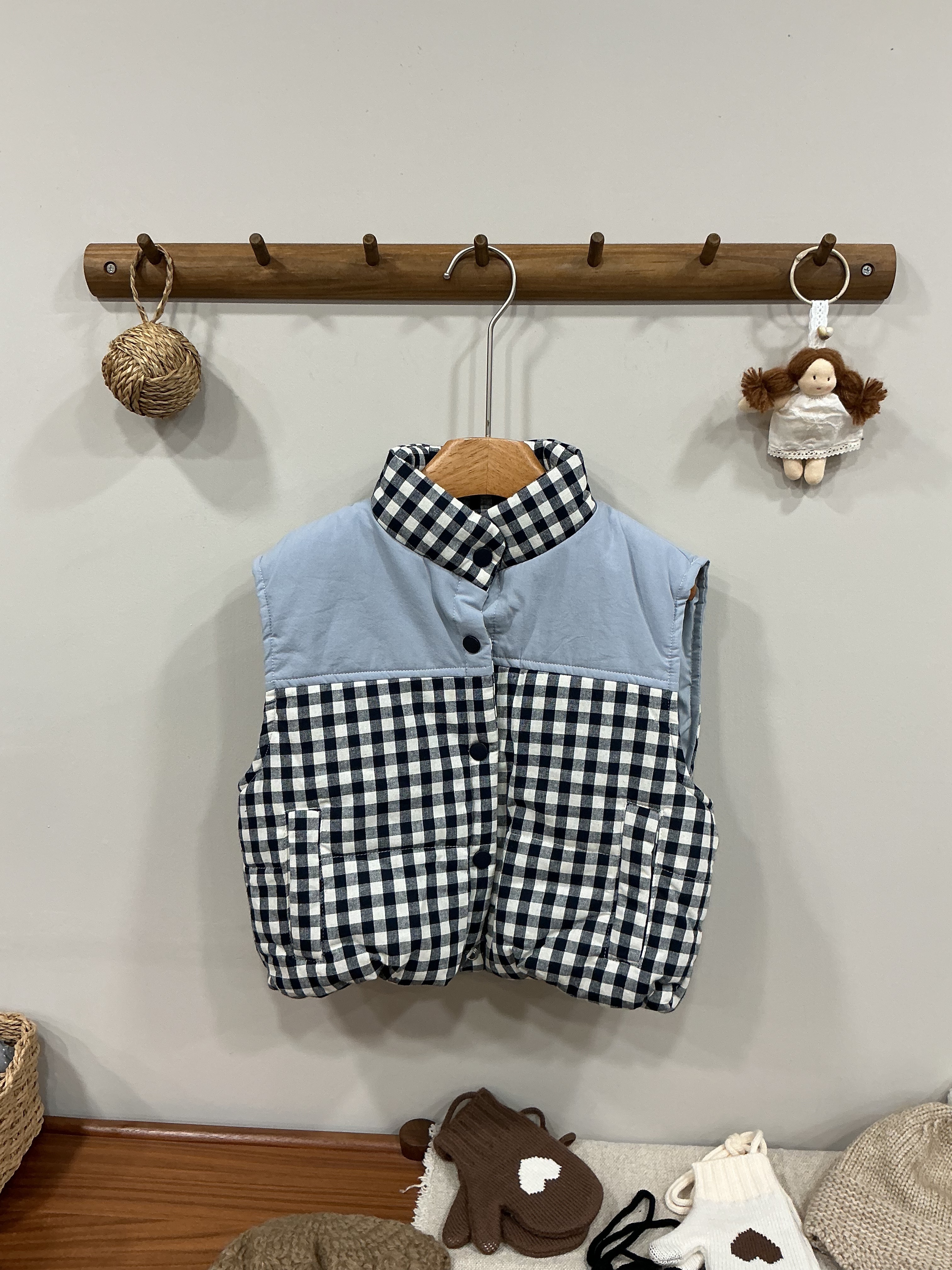 A03313薄鋪棉格子背心