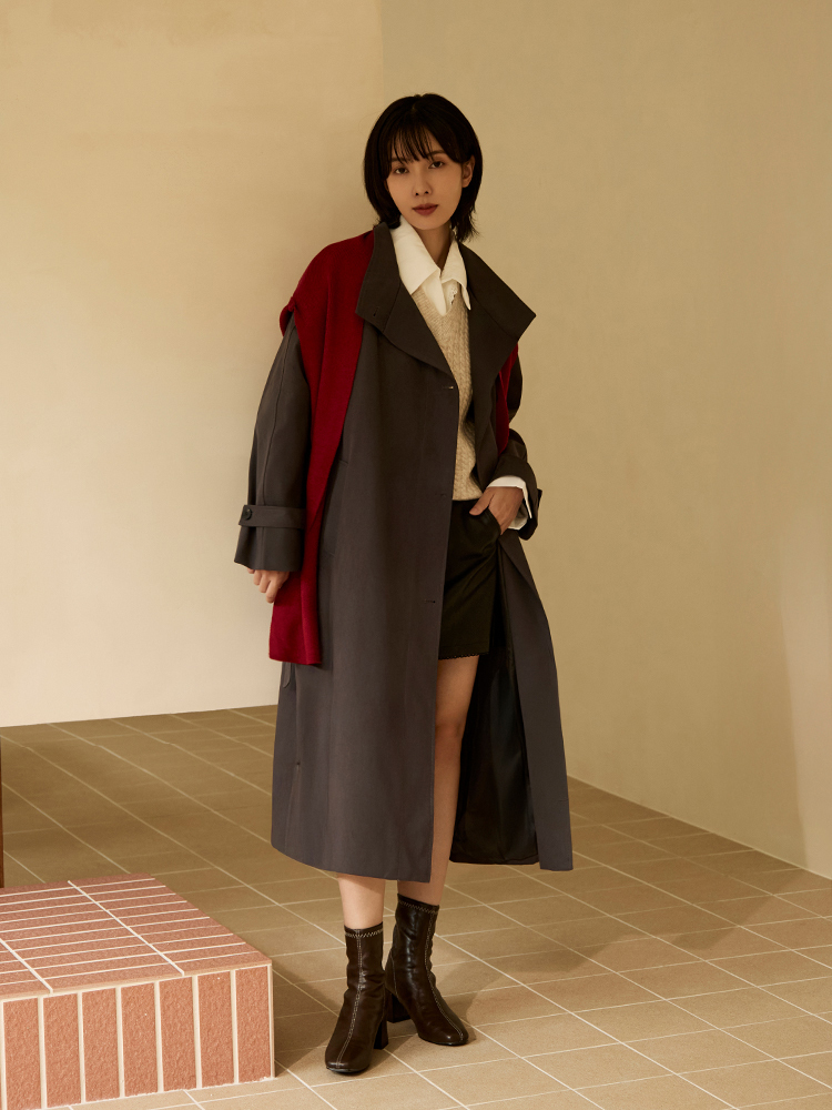 大翻領披肩長版風衣（配連帽披肩）