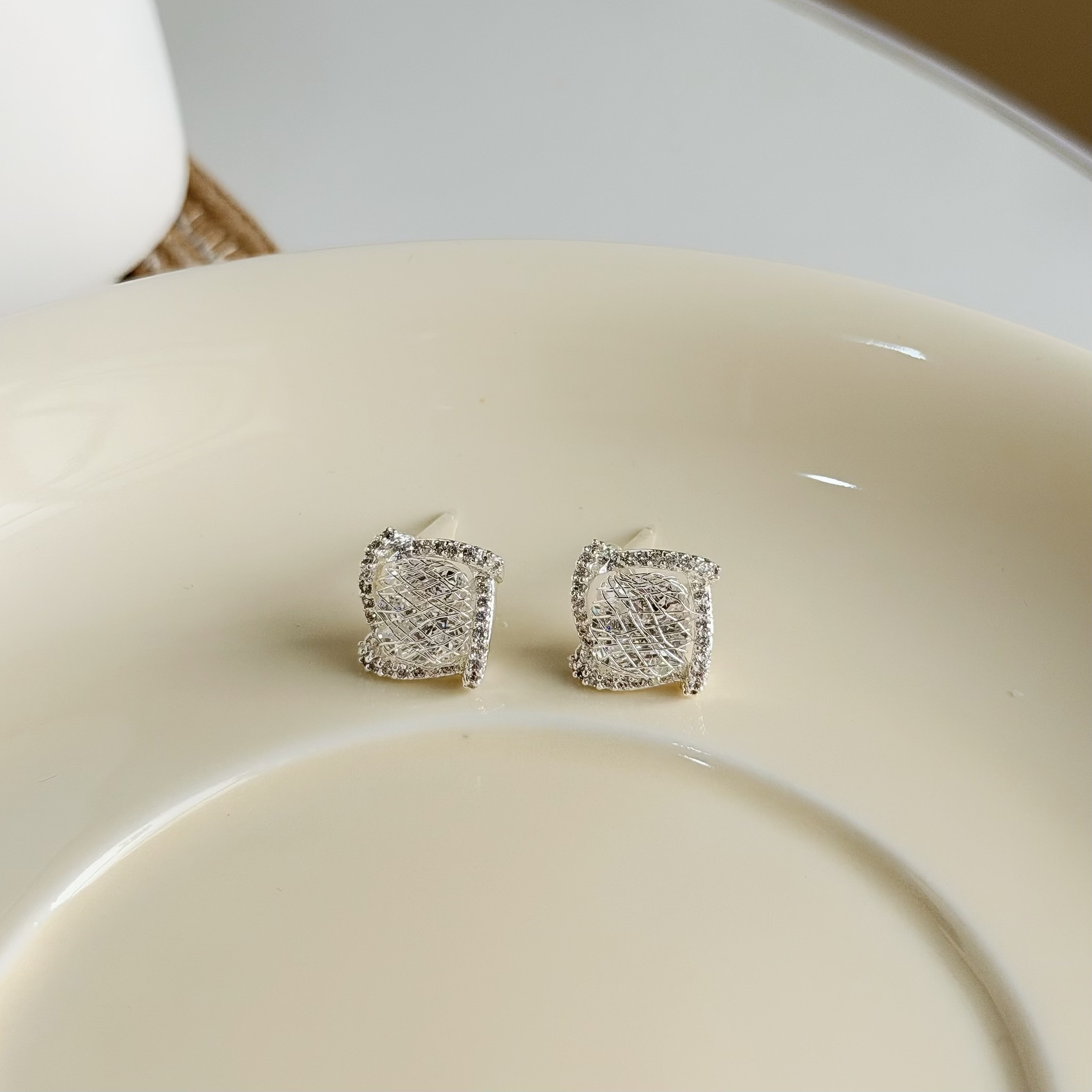 C299排鑽交叉拉絲方塊耳針