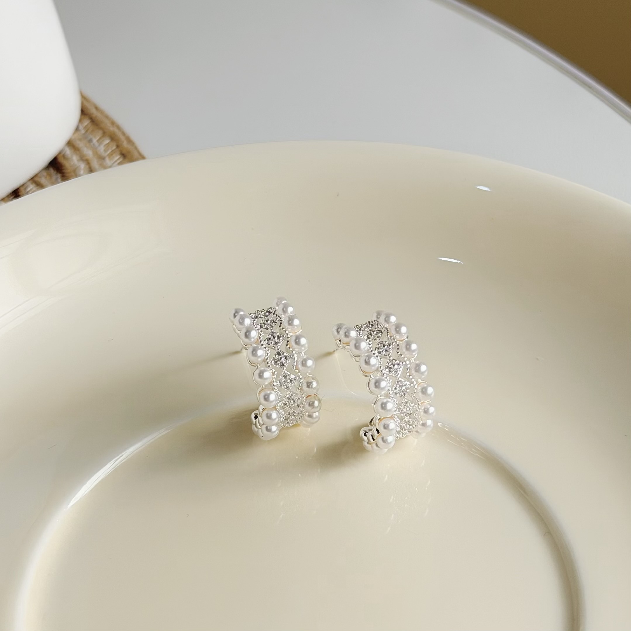 C300蕾絲排鑽珍珠C字圈