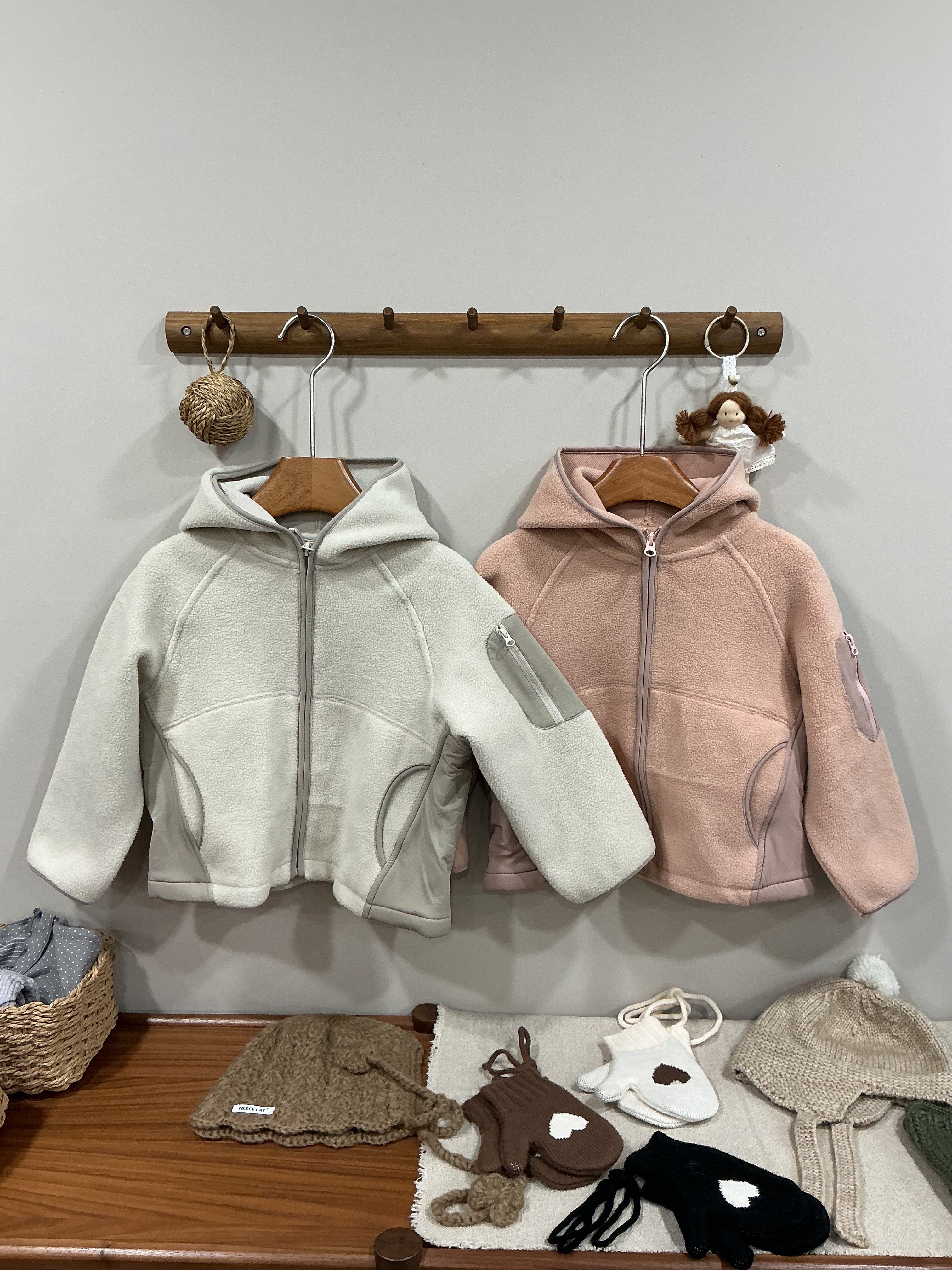 A03209刷毛拼接外套