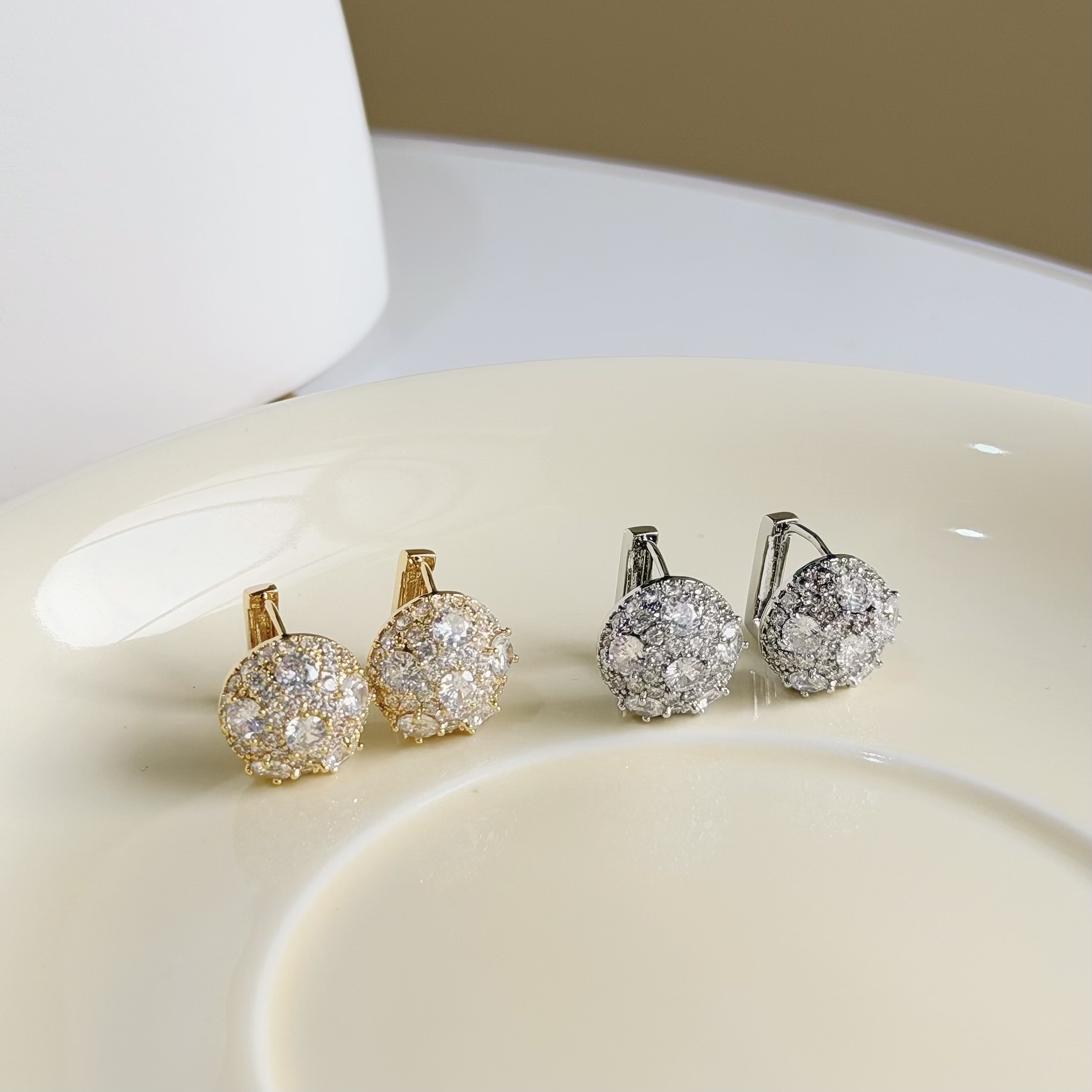 C228滿鑽鋯石圓形易扣