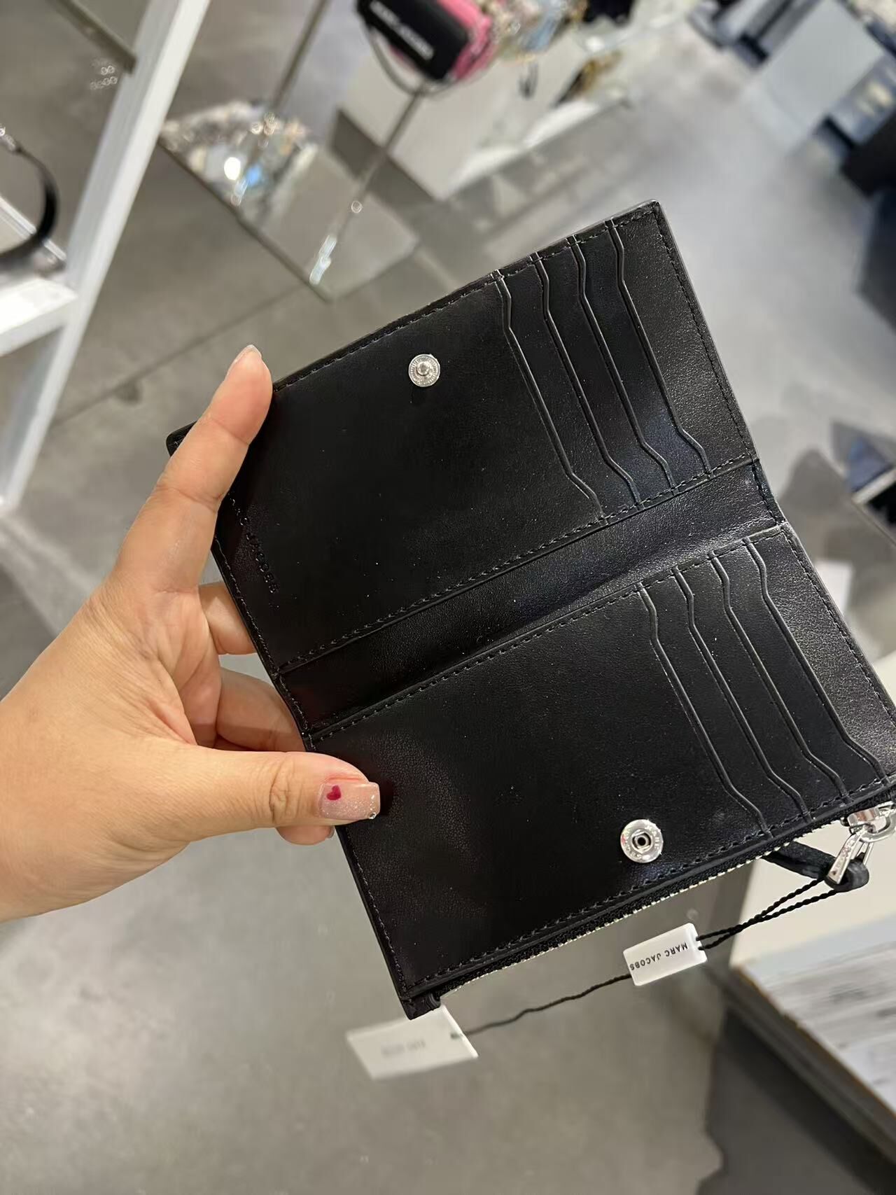 【直播】Marc Jacobs LL102242 星星摺款銀包