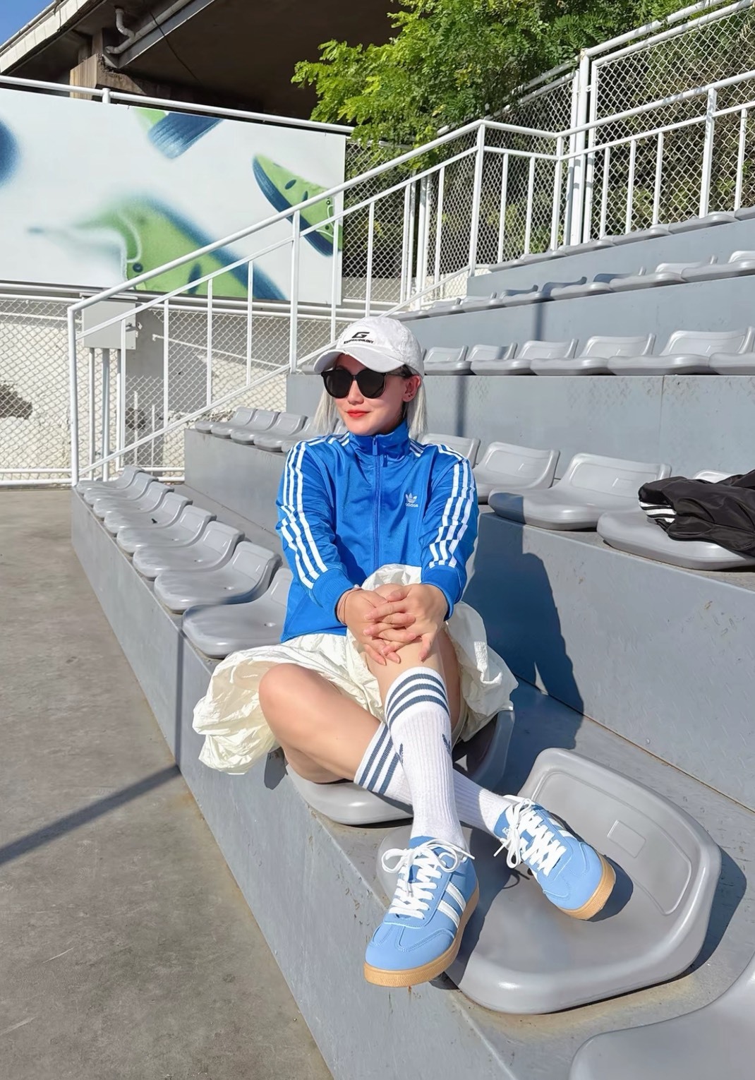 【Pre-Order】Adidas Originals Adicolor Firebird Track Jacket “Blue / White”｜Retro Trefoil Sportswear｜Style IP0603