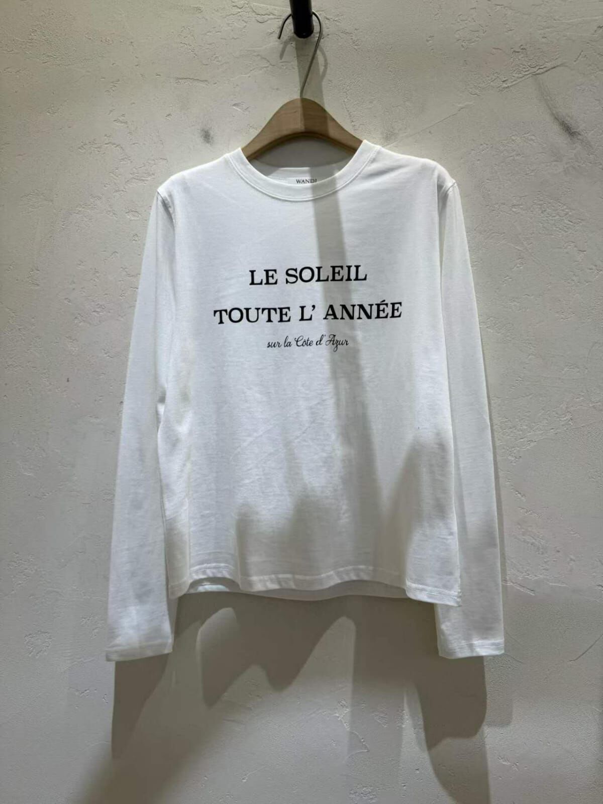 WJ5157 圓領英文長袖上衣