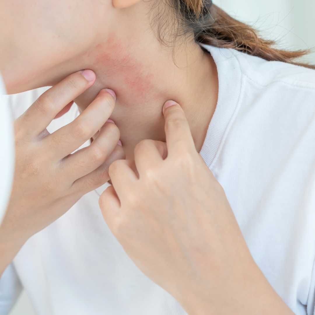 更年期階段,雌激素與黃體素都會逐漸下降,交互影響肌膚穩定度。