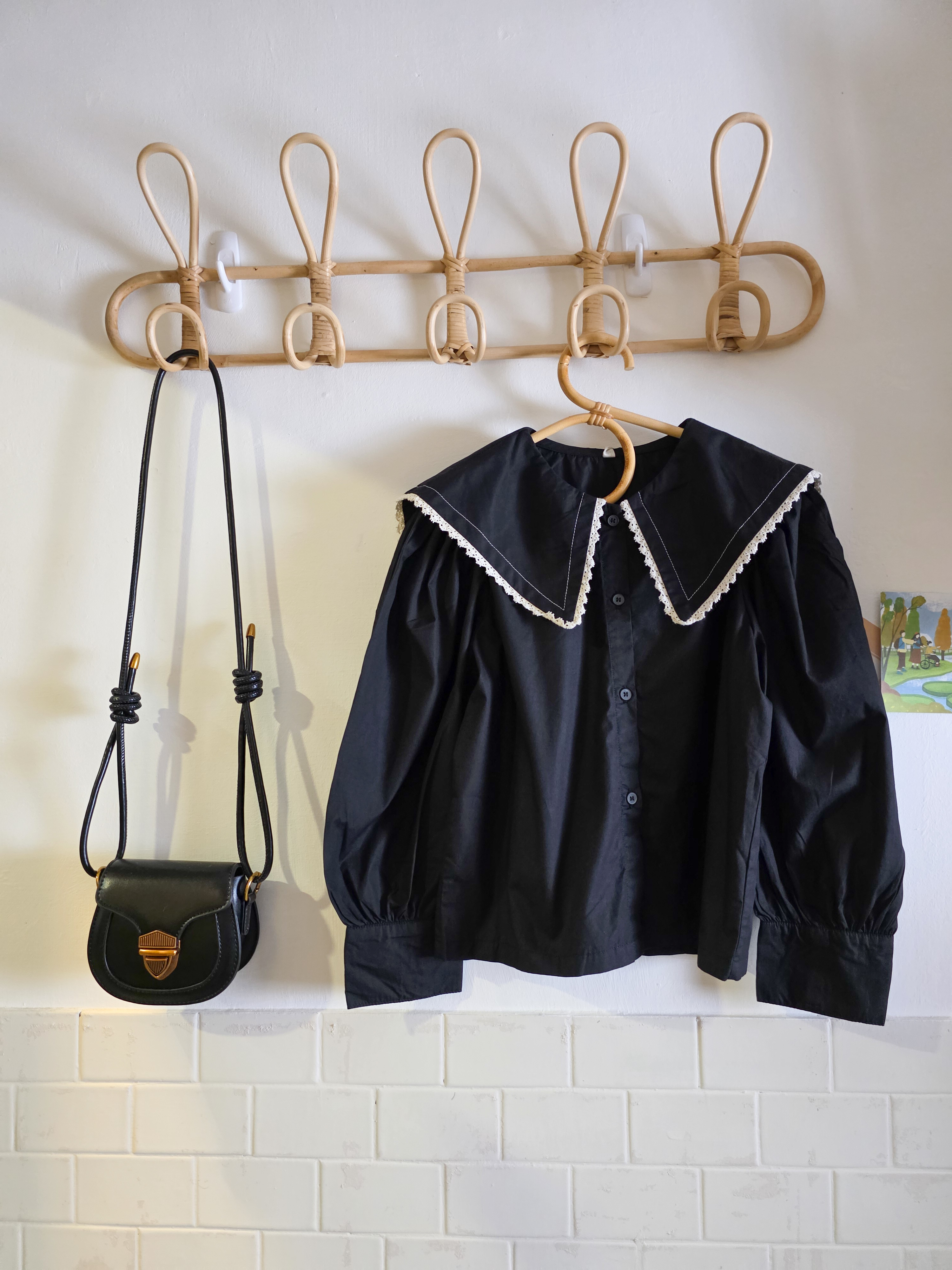 黑色大荷葉邊 長袖上衣/襯衫(PE)