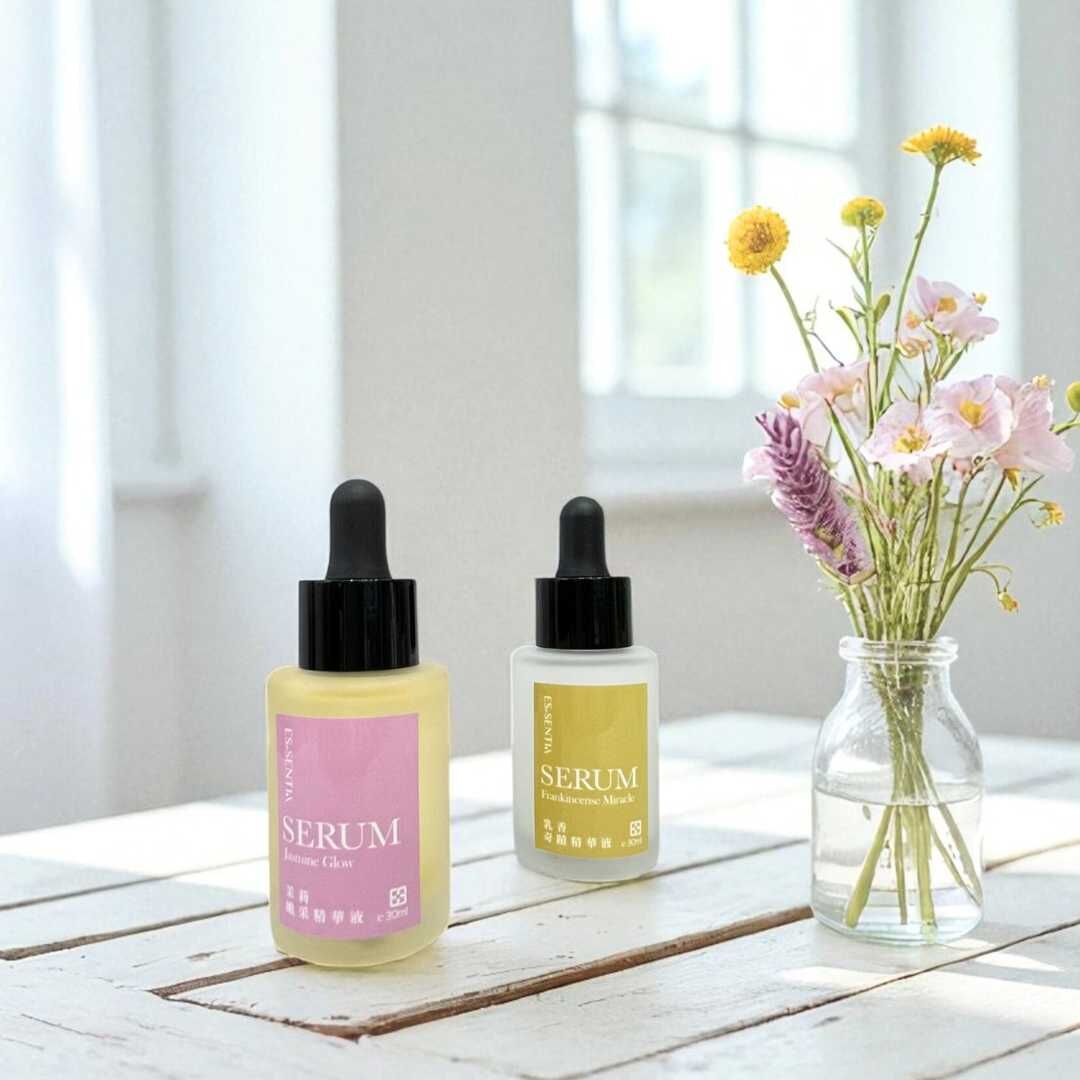 精華液是更年期肌膚保養中不可或缺的一環,能集中提供修護與抗氧化成分,重新建立肌膚穩定與健康的基礎。