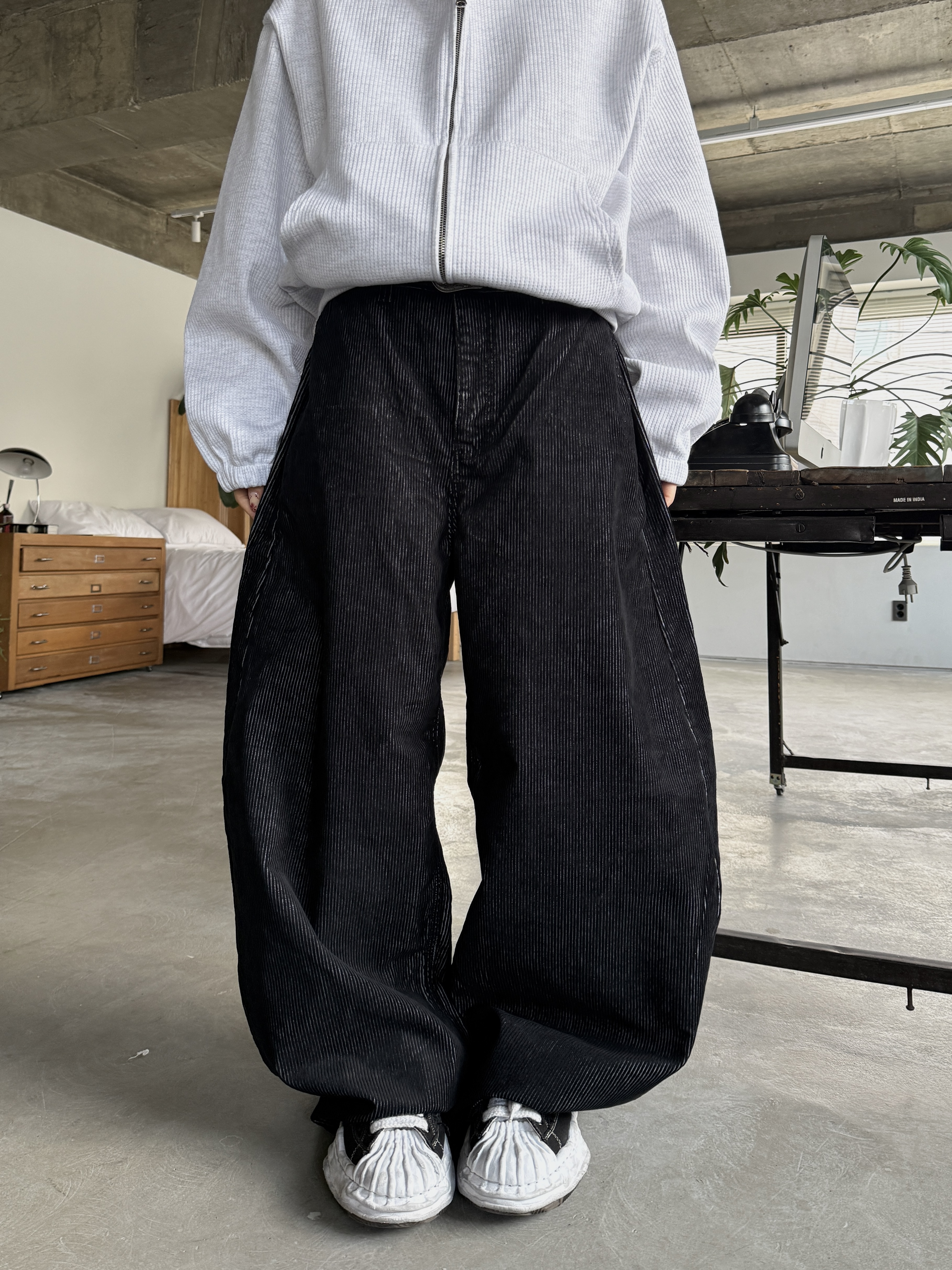 燈芯絨 條紋造型 闊腿 落地長褲