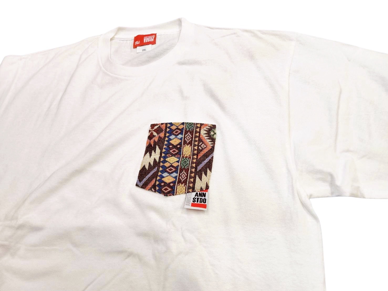 Annstudio/老闆手作/圖騰口袋短T